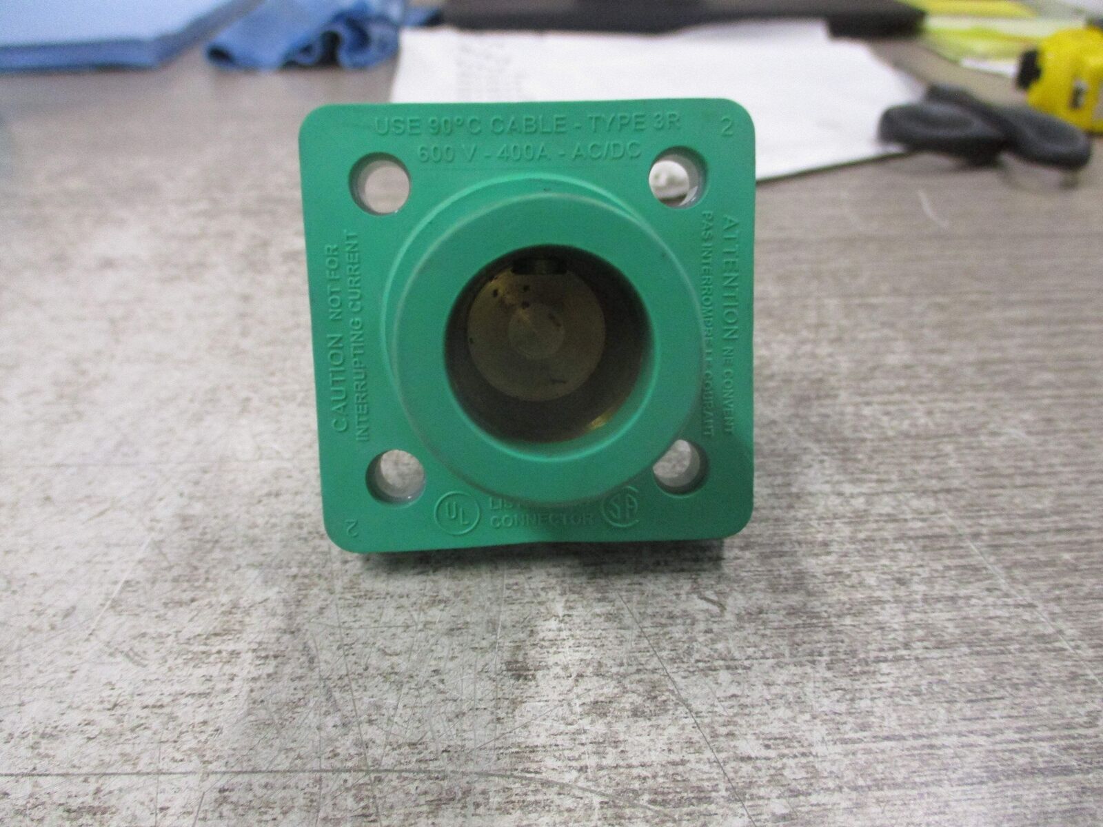 Leviton Female Panel Receptacle 265-16R24-14G 400A 600V Used