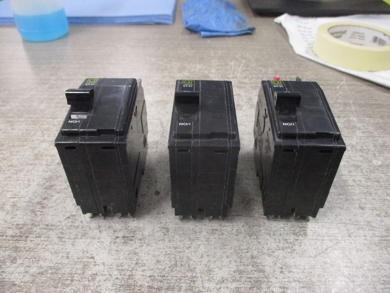 Square D Clip-on Circuit Breaker QO220 20A 120/240V 2P *Lot of 3* Used