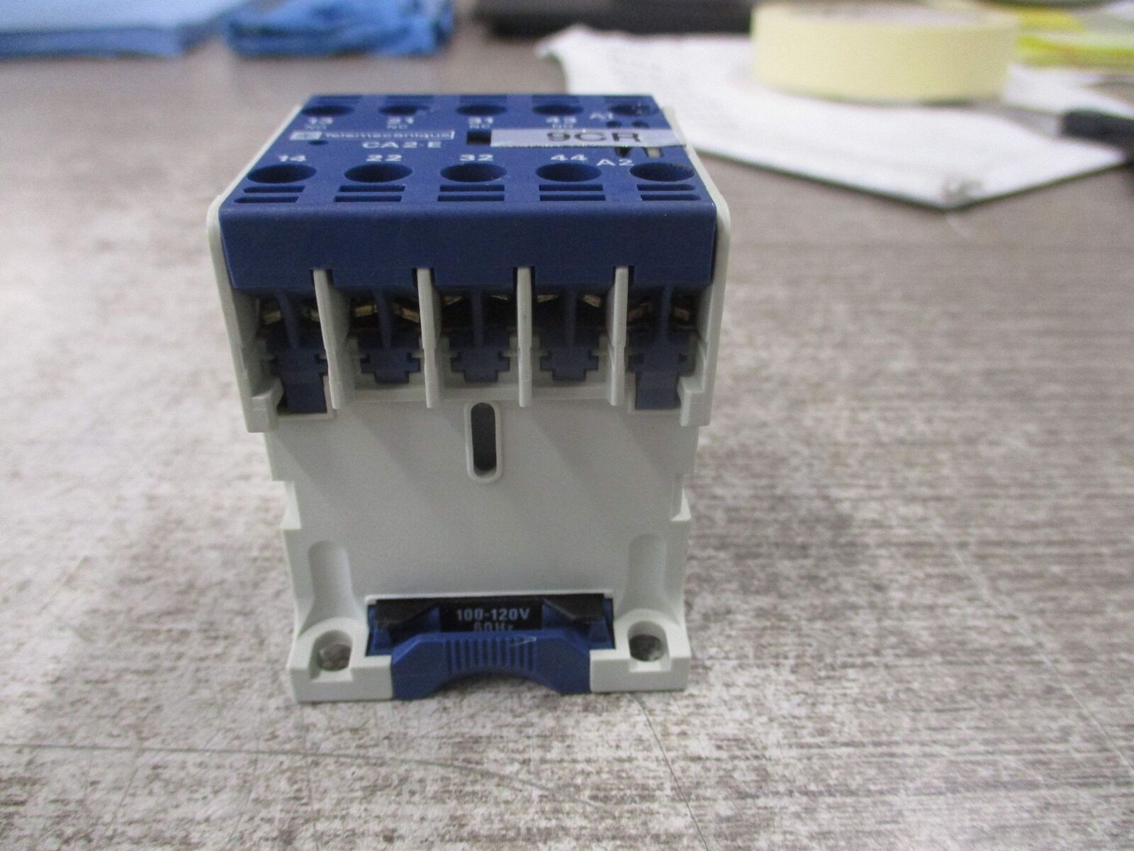 Telemecanique Contactor CA2-EN 122 100-120V Coil 6A 600V Used