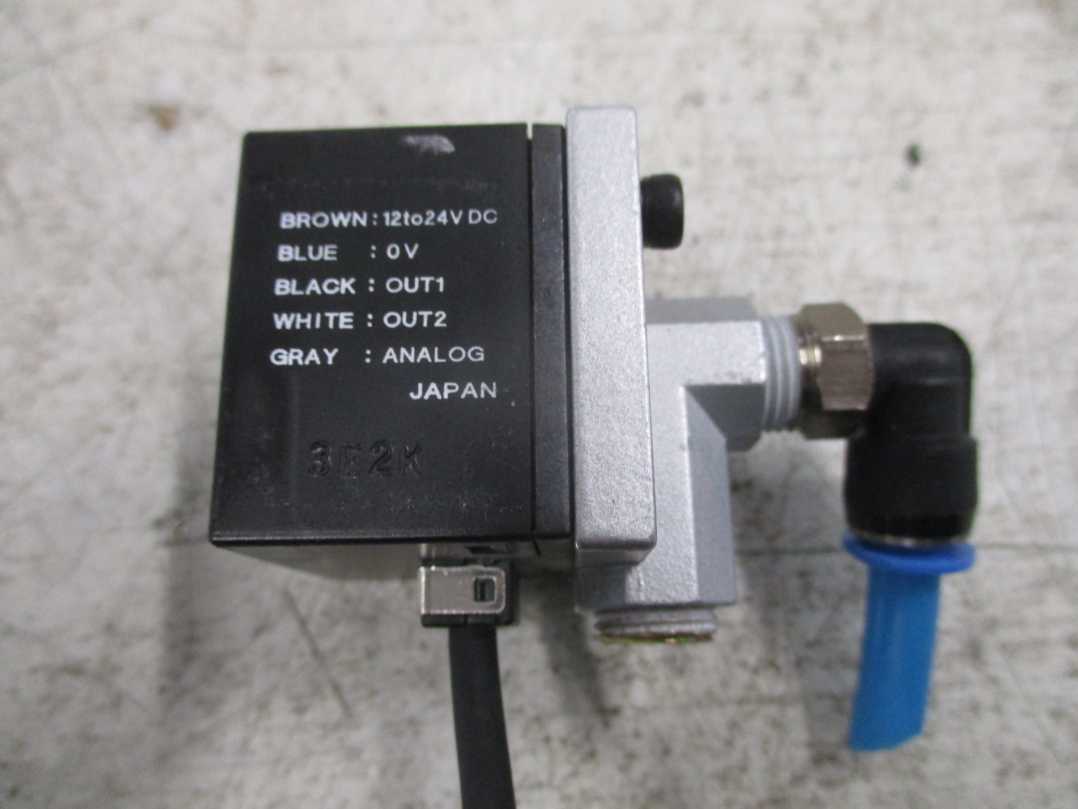 SUNX Pressure Sensor DP2-22-P 1 MP a 12-24VDC Used