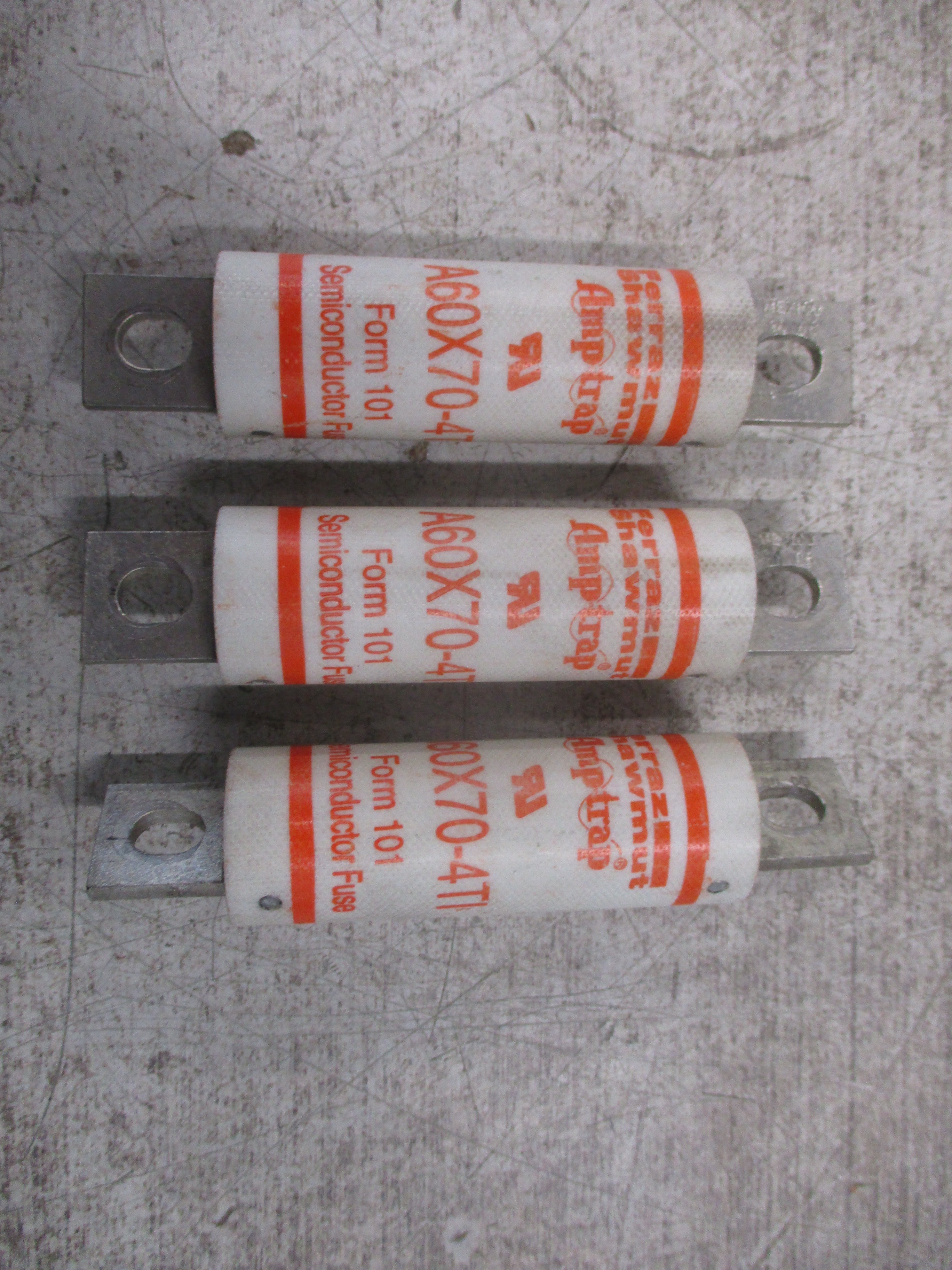 Ferraz Shawmut Amp-Trap Fuse A60X70-4TI 70A 600V *Lot of 3* Used