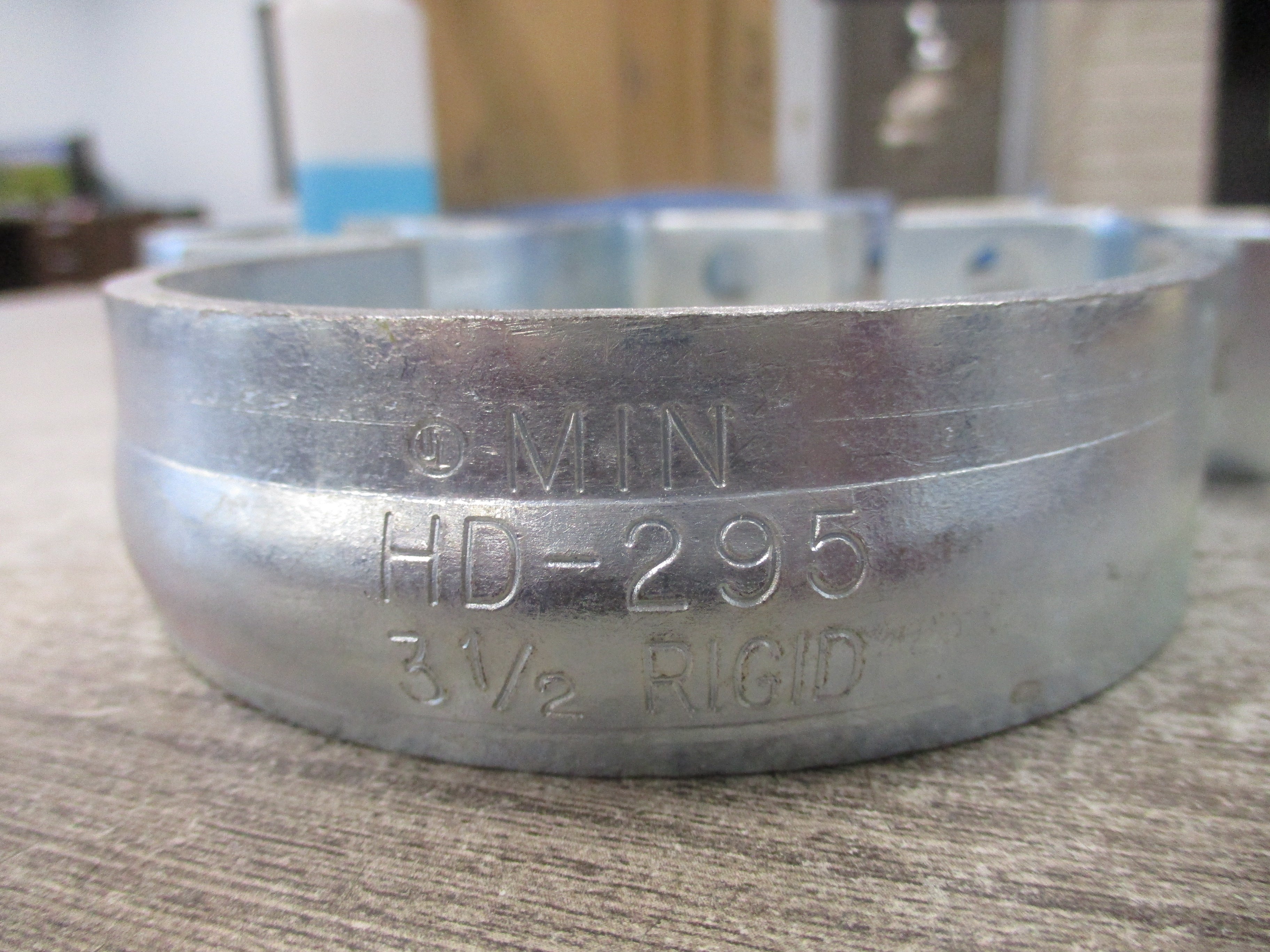 Minerallac Two-Hole Strap HD295M 3½" *Box of 5* New Surplus