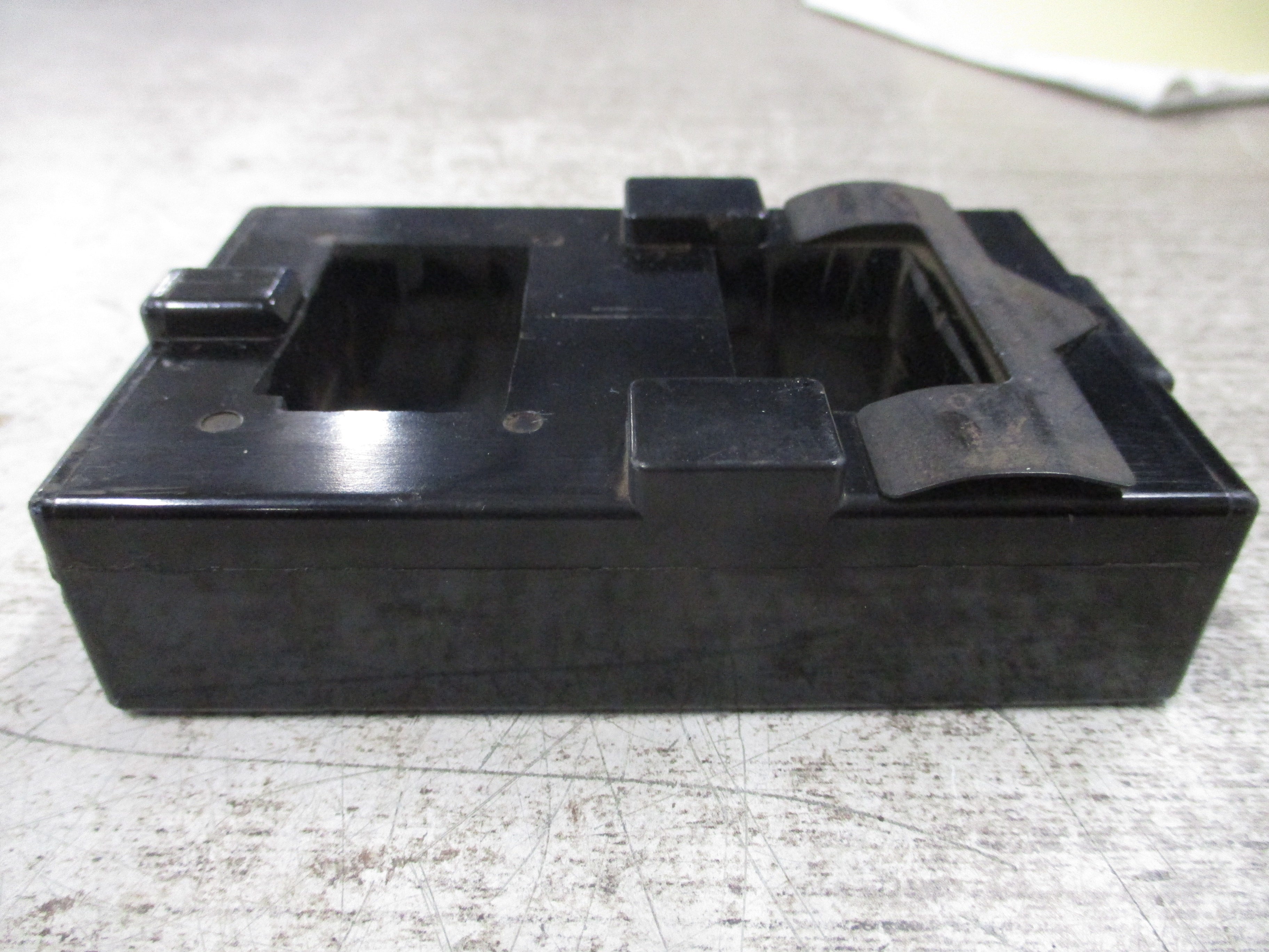 Allen-Bradley Magnetic Coil 73A06 220/208V 60Hz *Missing (1) Terminal Screw*