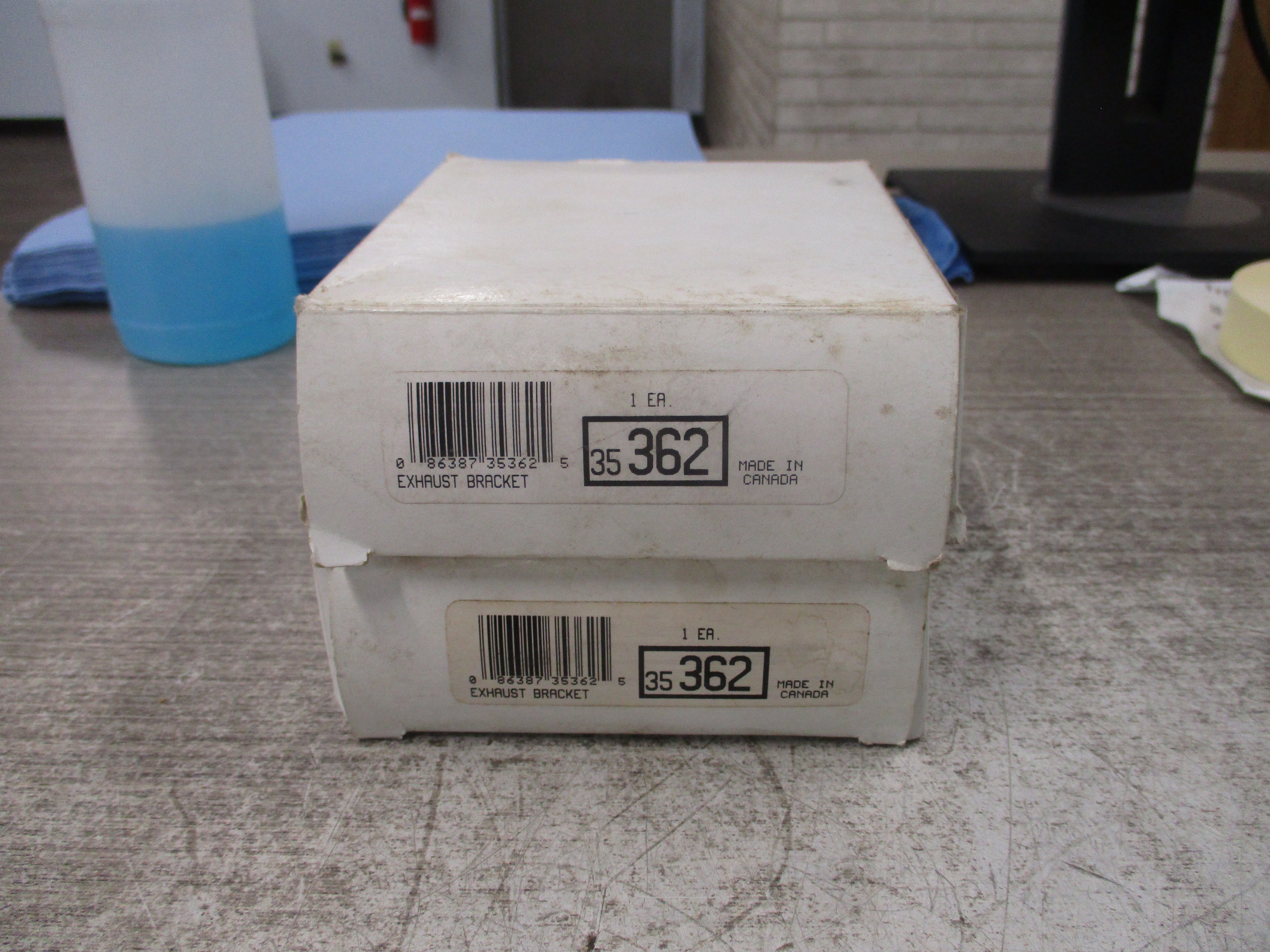 Walker Exhaust Bracket 35362 *Lot of 2* New Surplus