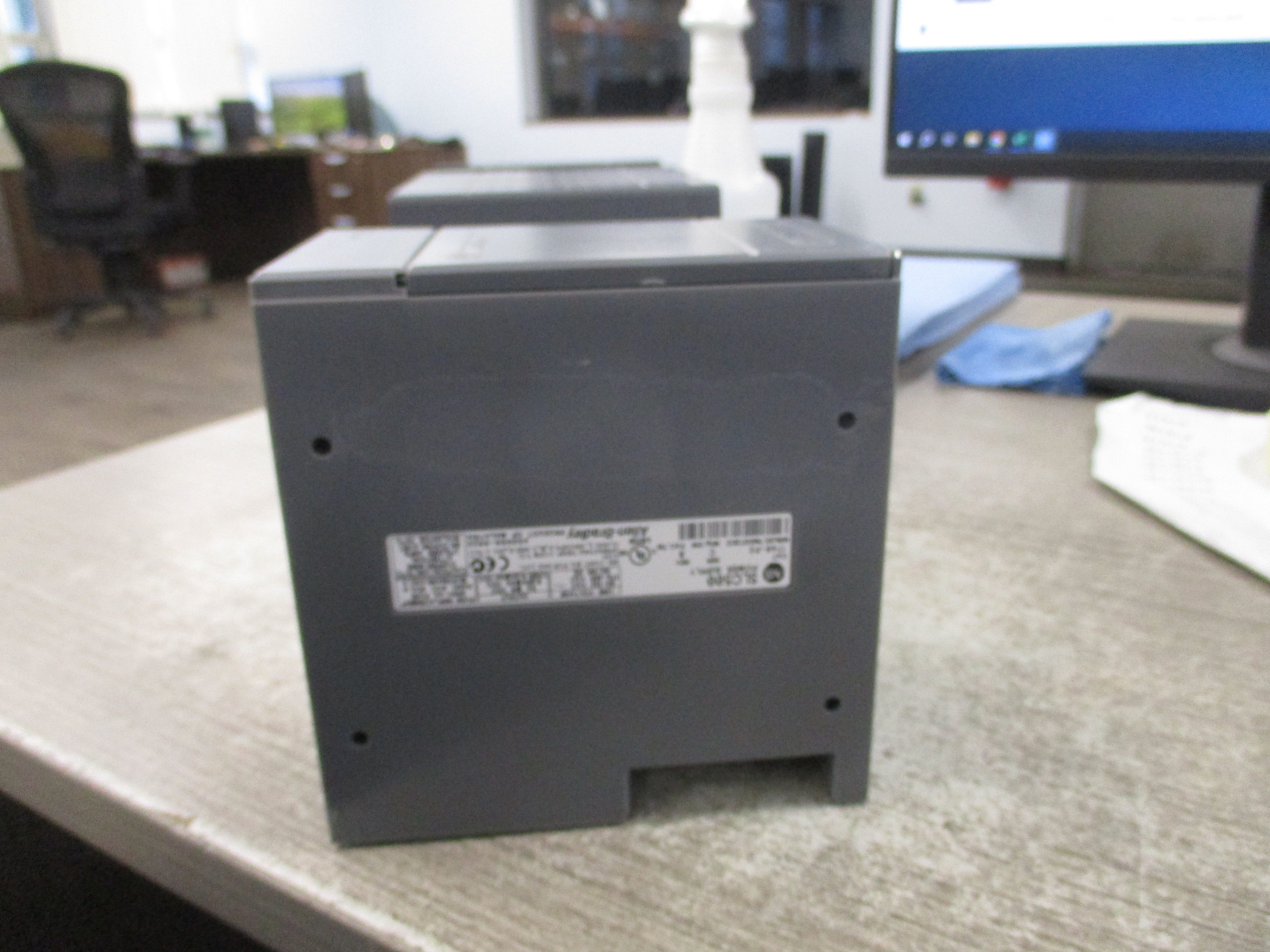 Allen-Bradley SLC 500 PLC Rack W/Power Supply 1746-A10/1746-P2 10-Slot