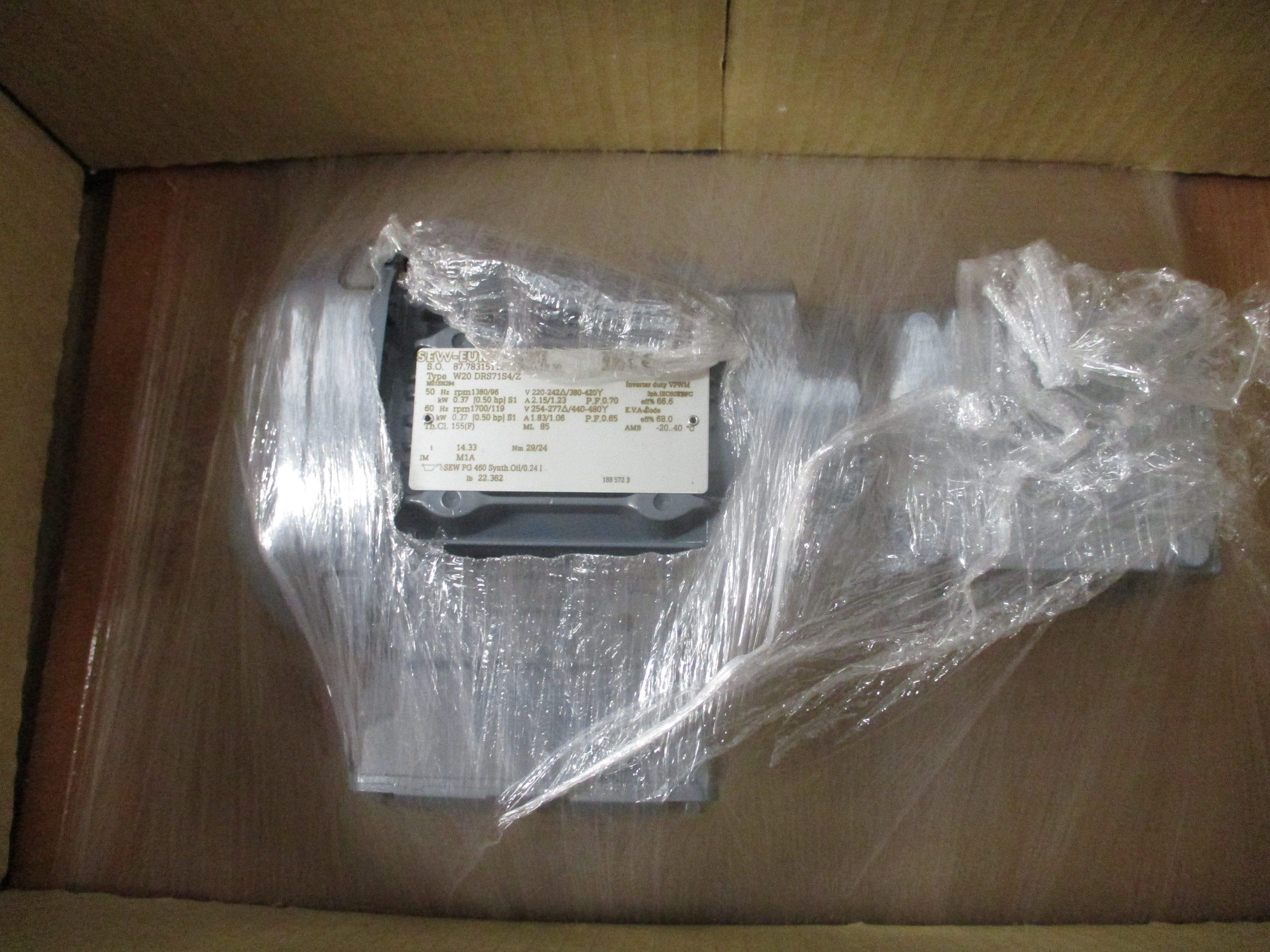 Sew-Eurodrive Gearmotor W20 DRS71S4/Z M01SN294 0.5HP Ratio 14.33:1 119RPM Output