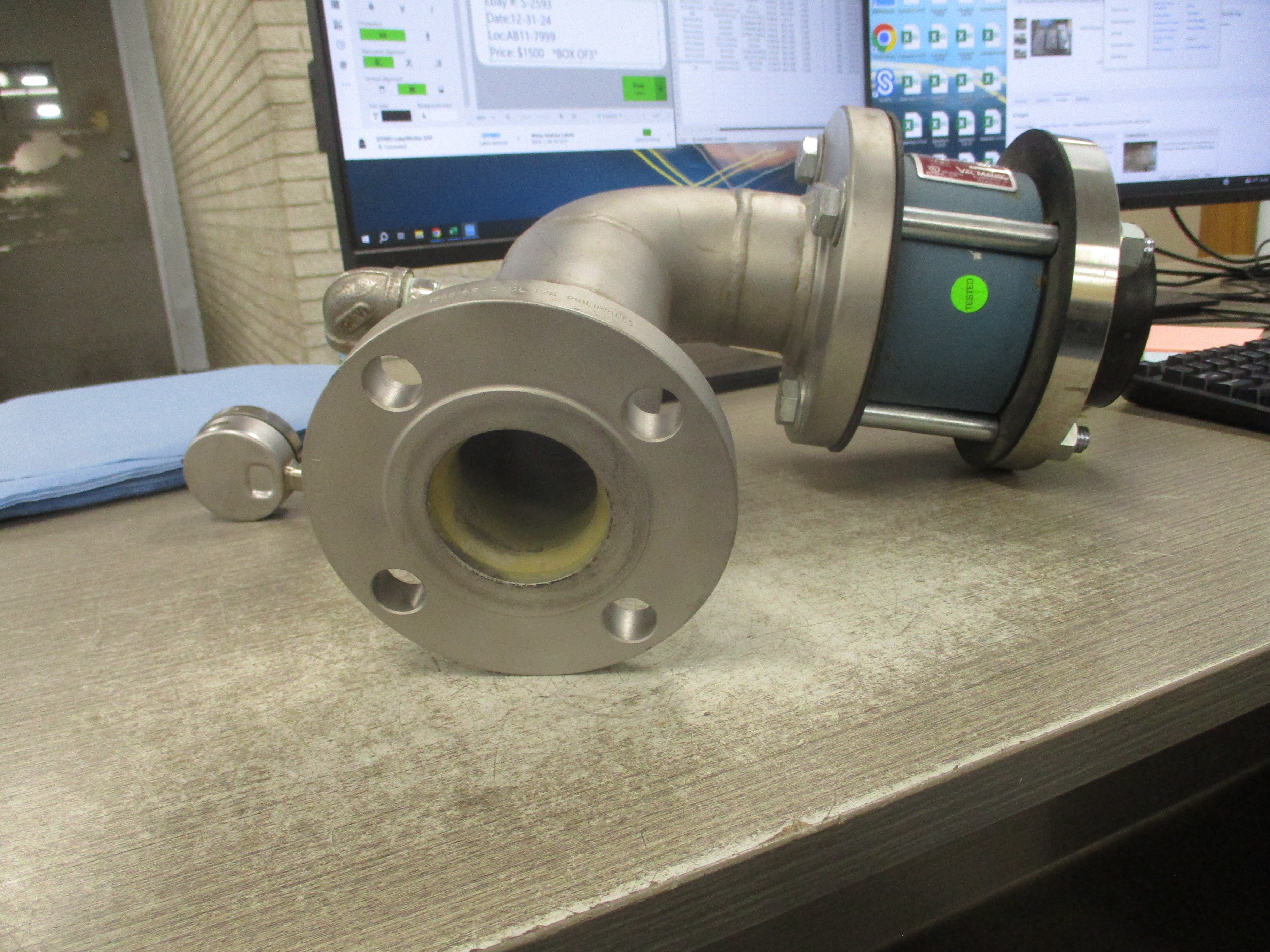 Val-Matic Silent Check Valve 1403A.1 Size: 3in 400PSI Used