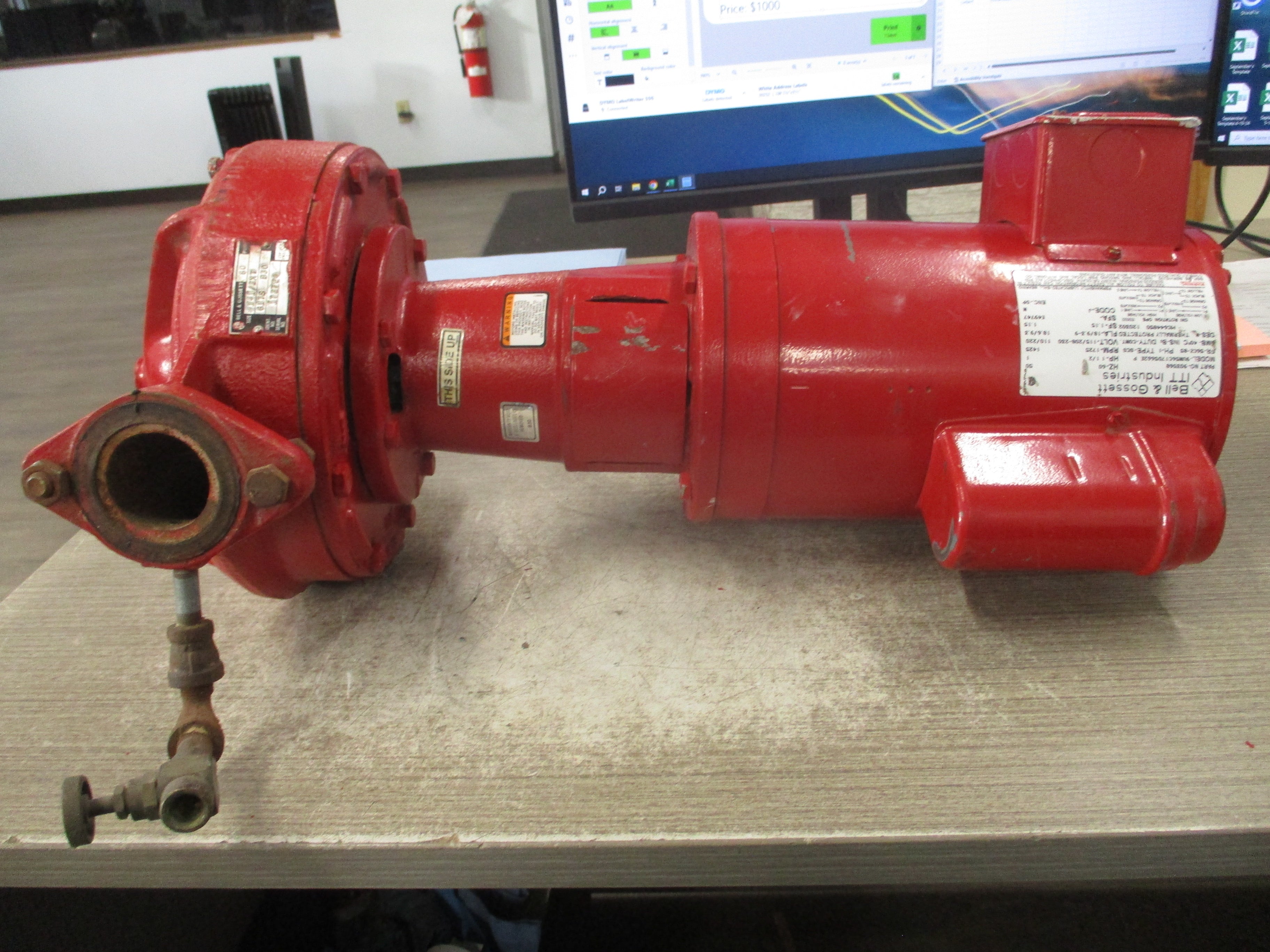Bell & Gossett Series 60 Pump 172724 Size: 1-1/2x7 1.5HP 1725RPM Used