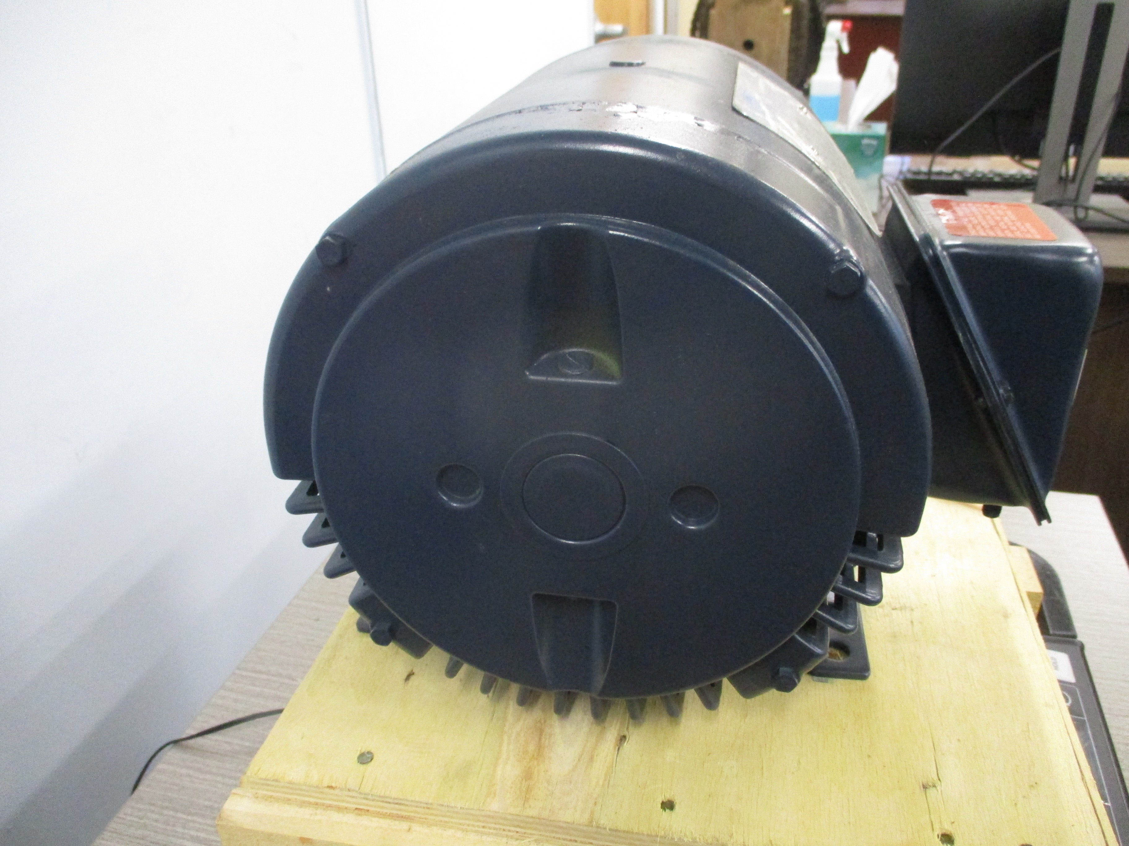 Marathon Electric 182TTDB6026 3/2HP 208-230/460-190/380V 1800/1500RPM