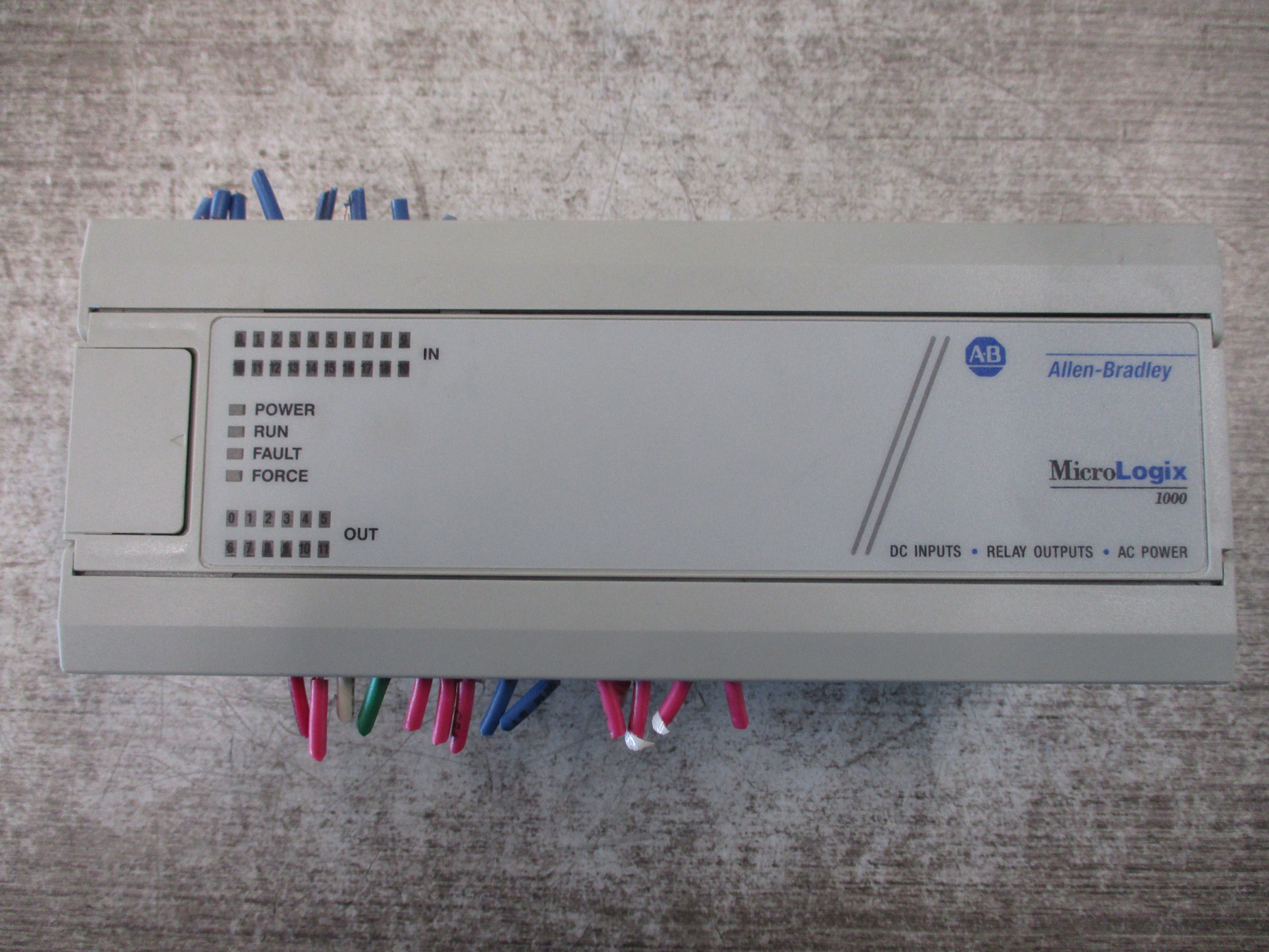 Allen-Bradley MicroLogix 1000 Controller 1761-L32BWA Ser. E FRN 1.0 New Surplus