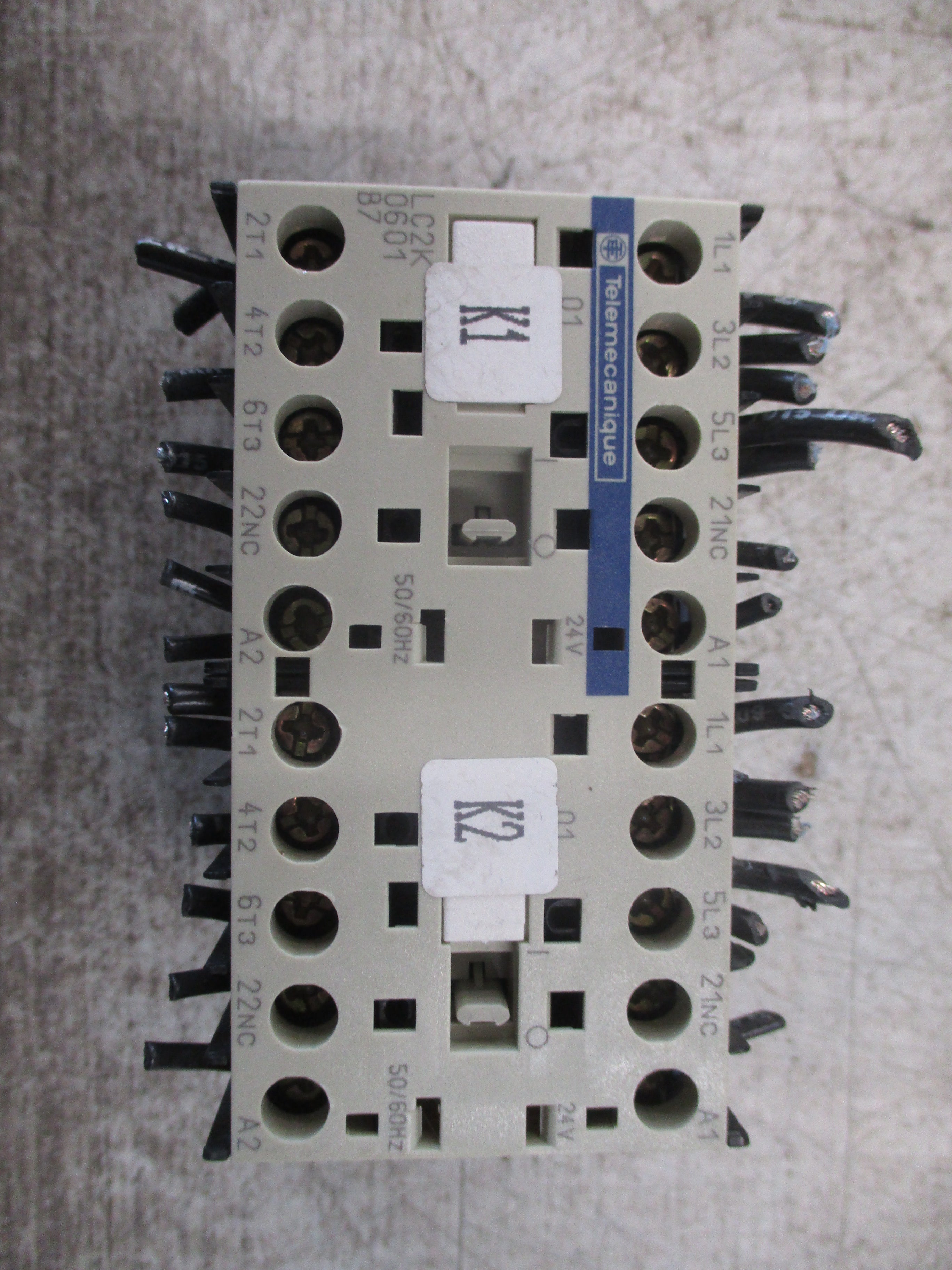 Telemecanique Reversing Contactor LC2K 0601 B7 24V Coil Used