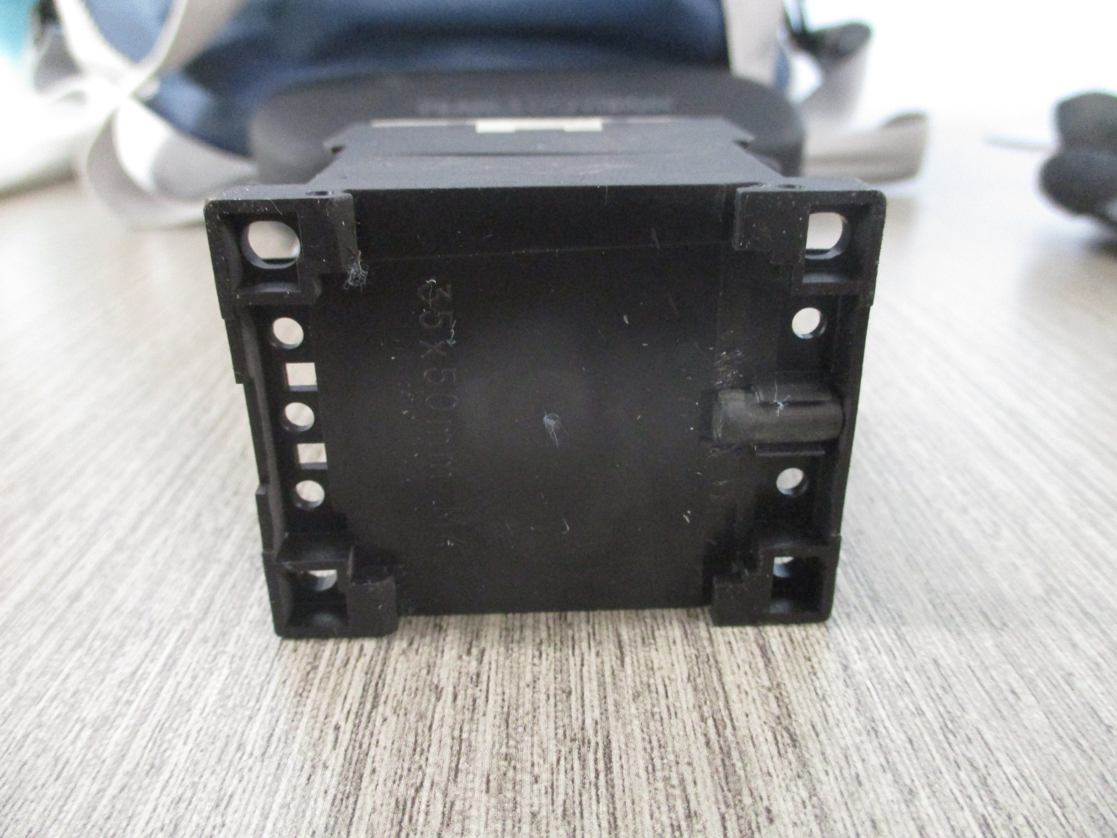 Telemecanique Contactor CA3KN 22 BD 24DC Coil Used