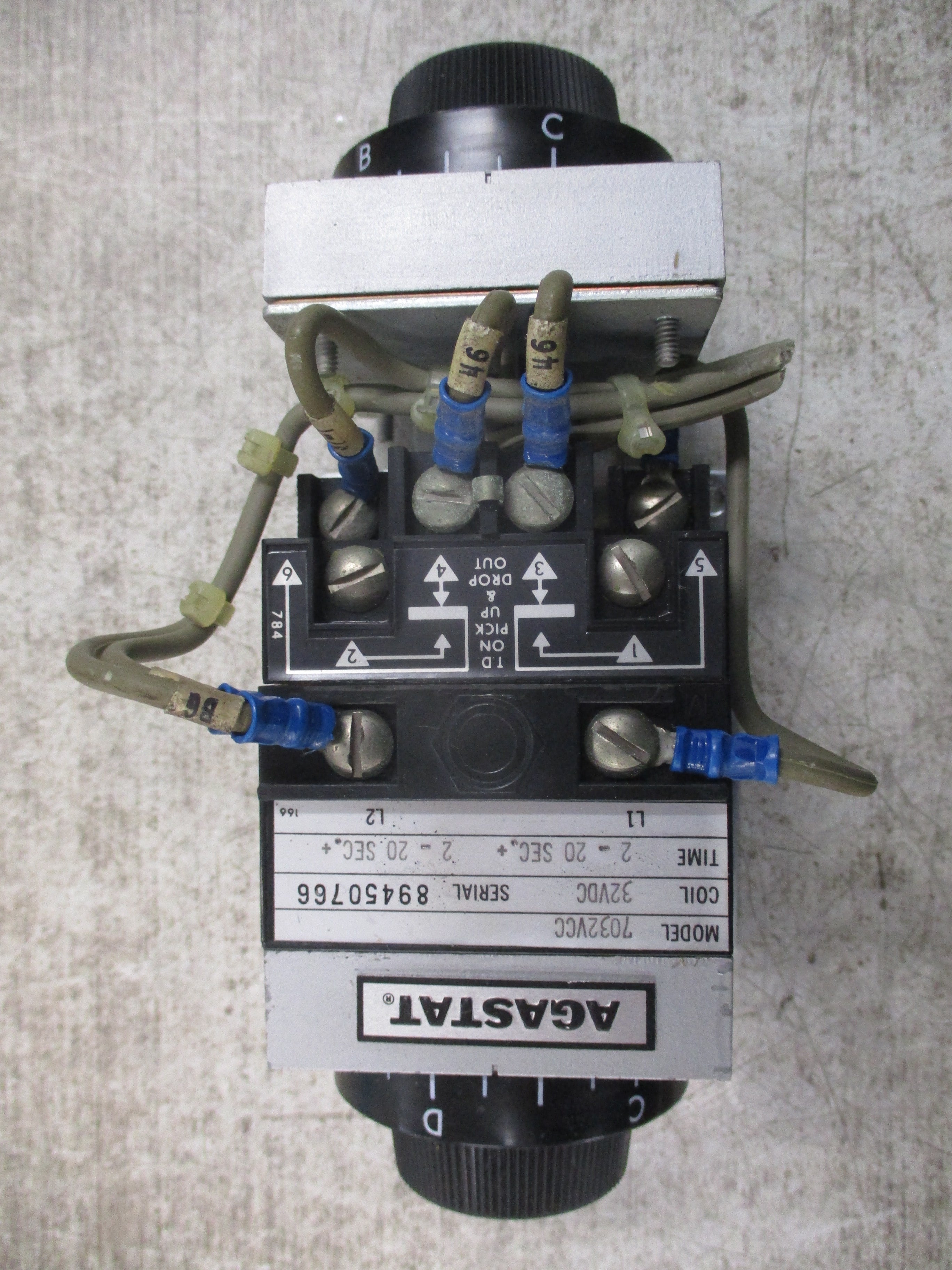 Agastat Double Head Timer 7032VCC 32VDC Coil Time: 2-20 Sec / 2-20 Sec Used