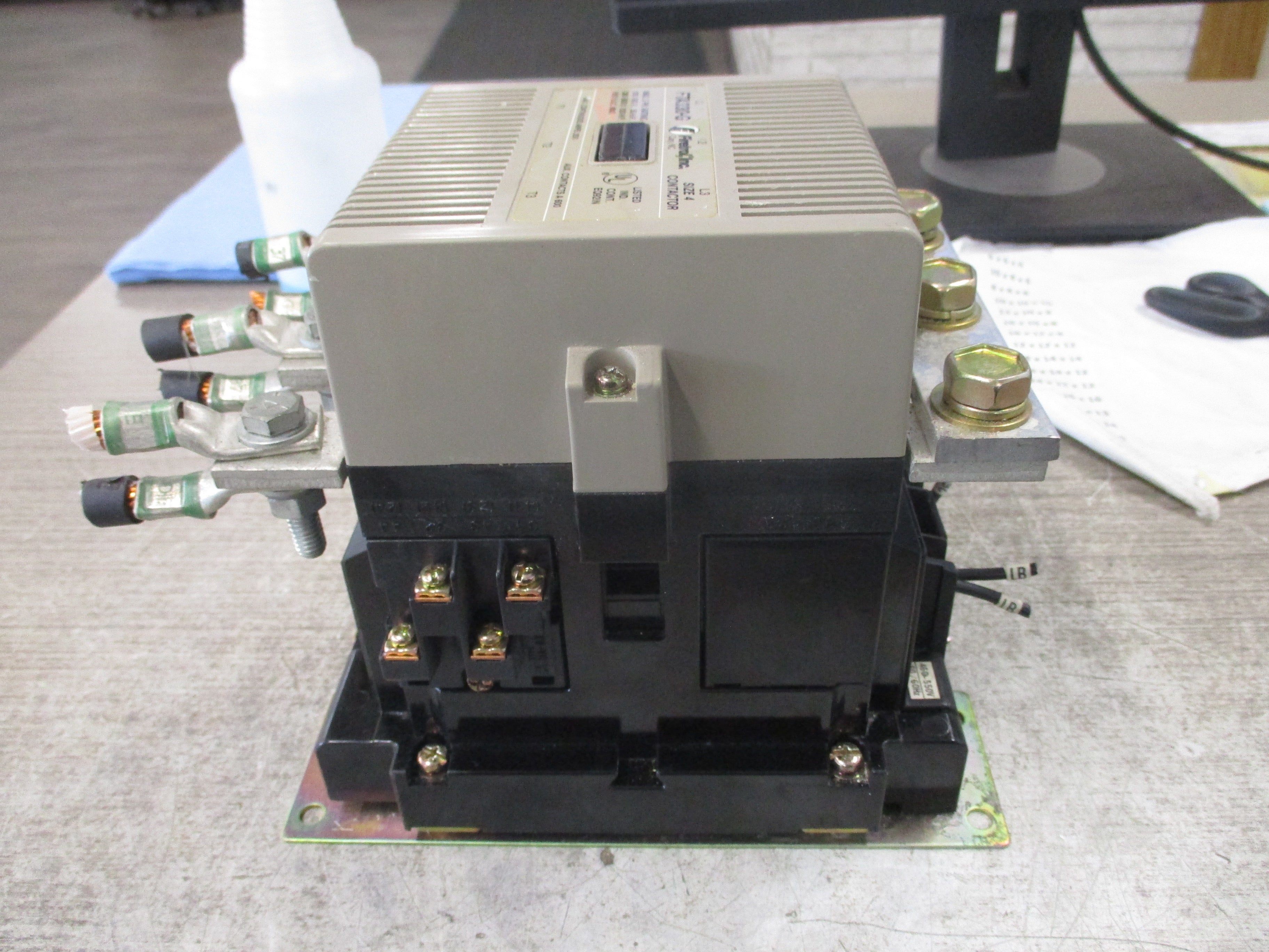 Firetrol Size 4 Contactor FTA330-G 460-550V Coil 200A 600V Used