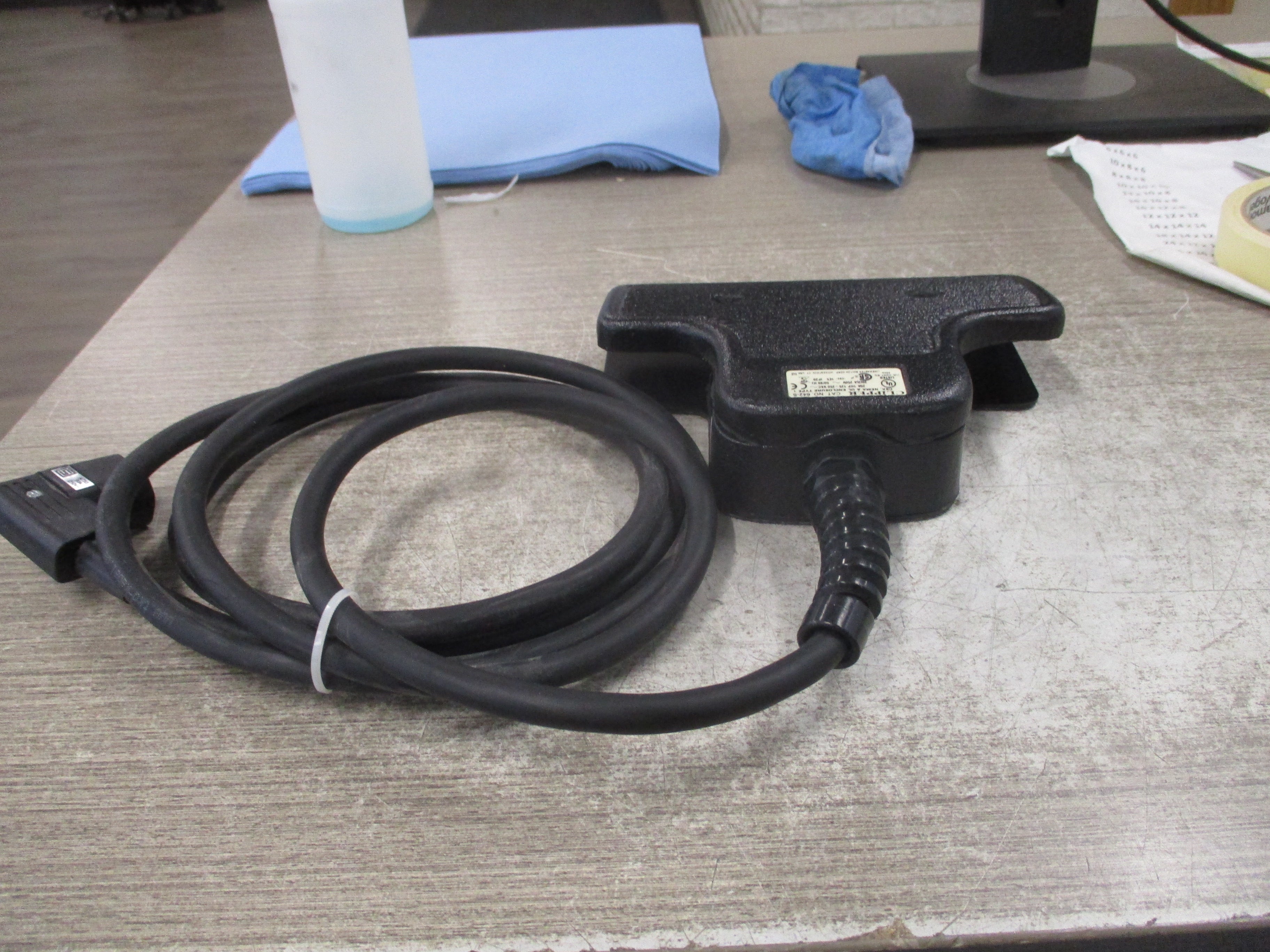 Linemaster Clipper Foot Switch 642-S 125-250VAC 50/60Hz Used