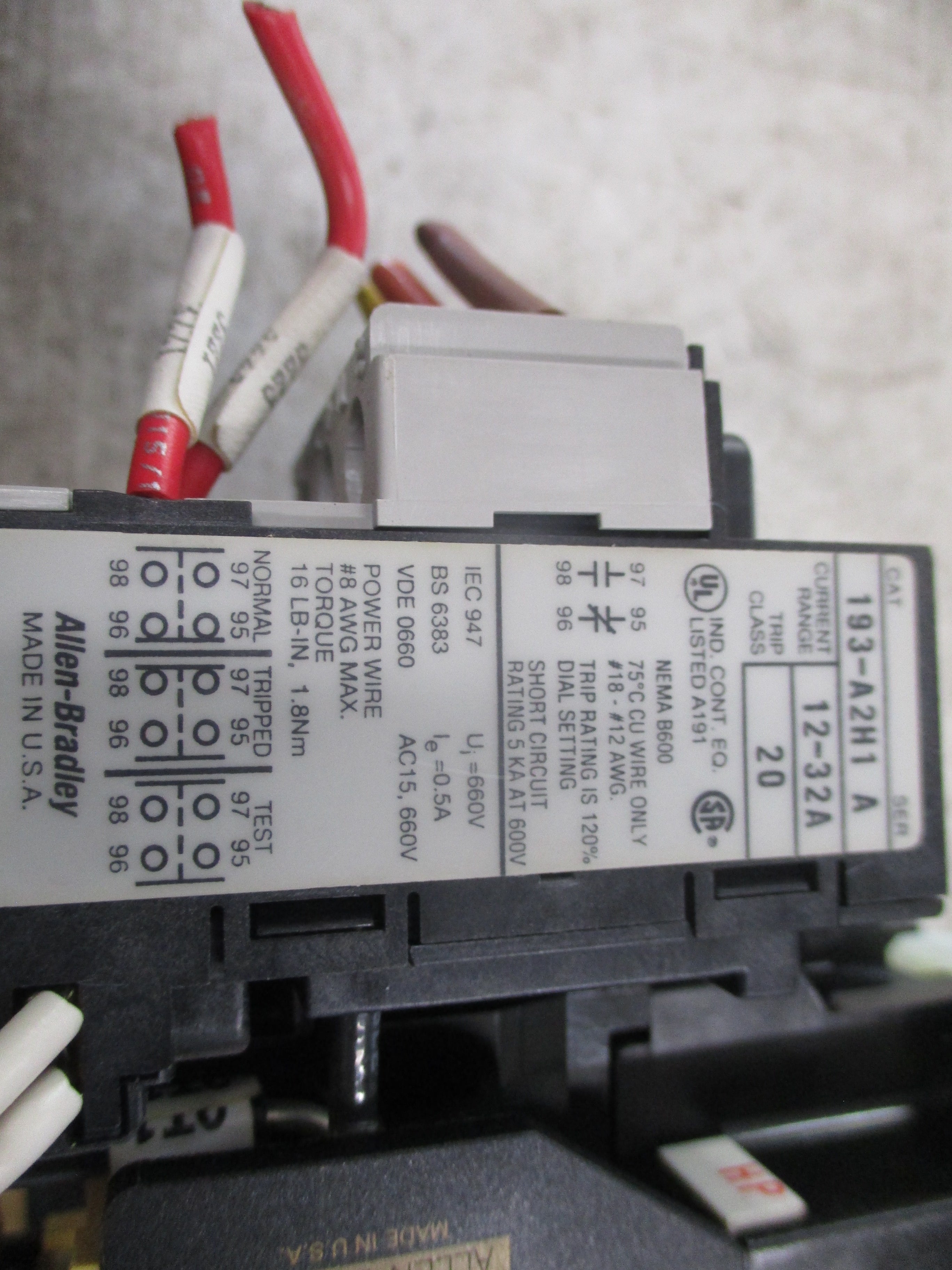 Allen-Bradley Reversing Starter 100-A18ND3/193-A2H1 120V Coil Trip: 12-32A