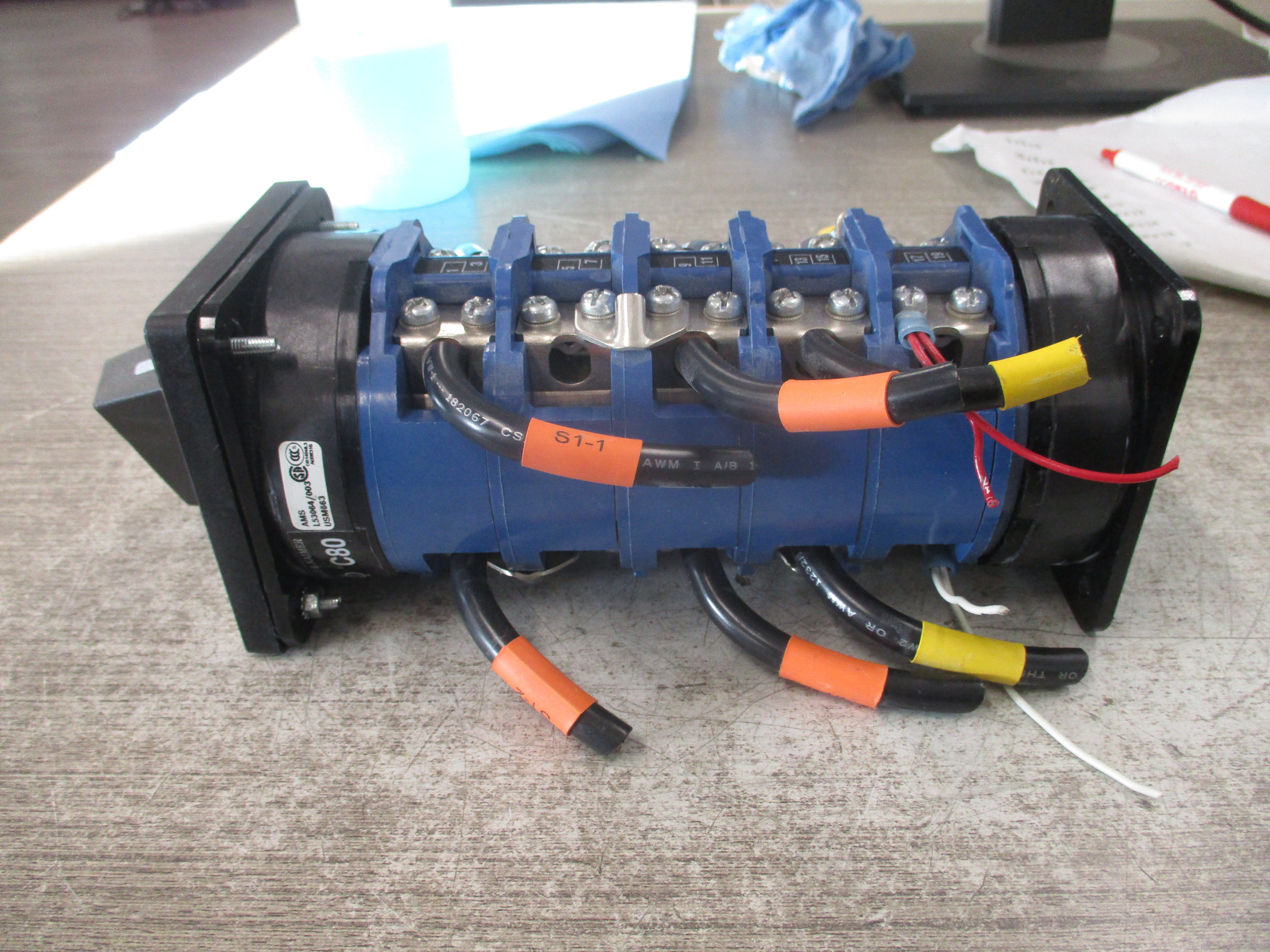 Kraus & Naimer C80 UPS Service Bypass Rotary Switch USM663 100A 600V