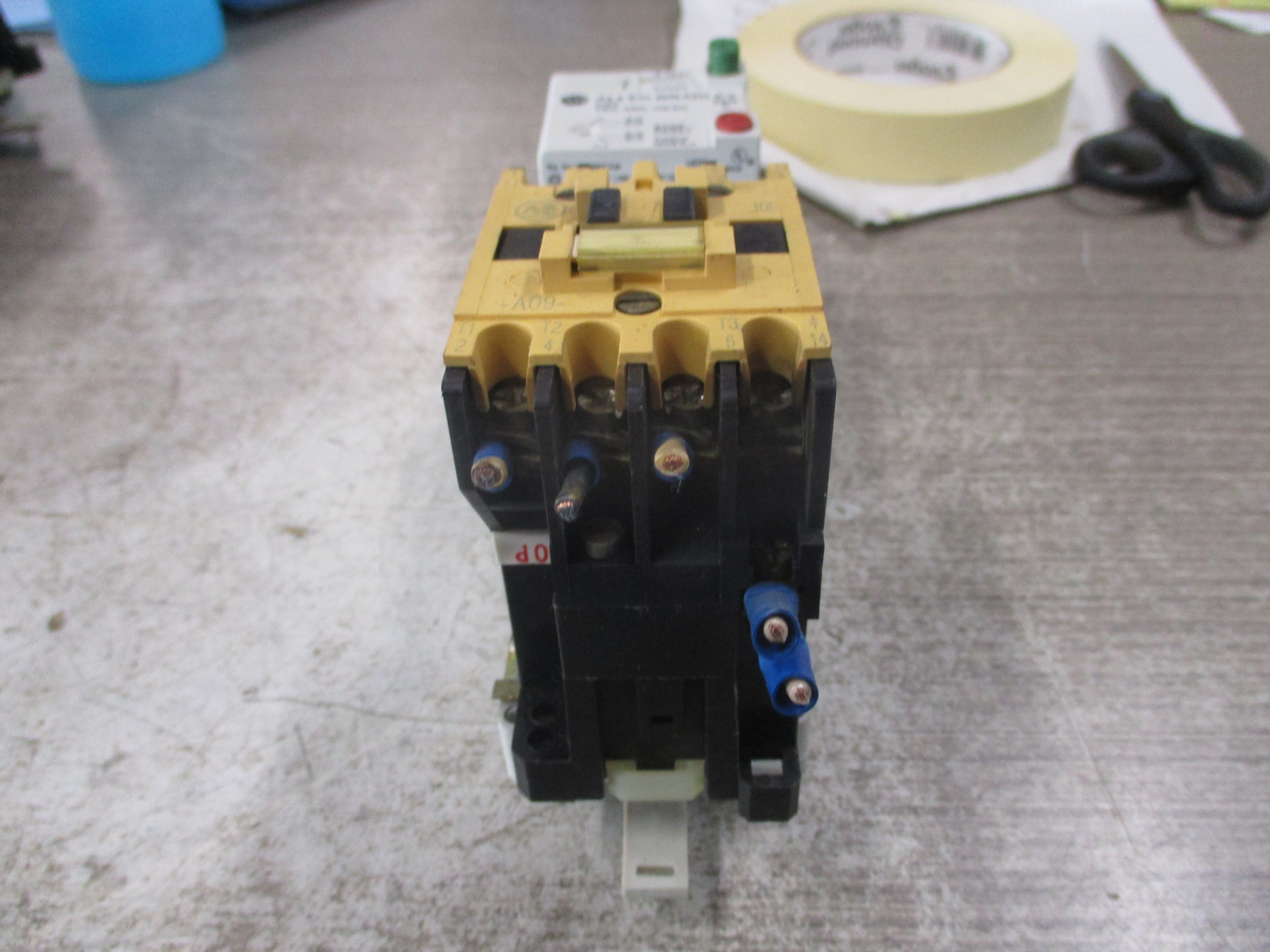 Allen-Bradley Starter 100-A09ND3/140-MN-0630 120V Coil Trip: 4.0-6.3A W/Mount