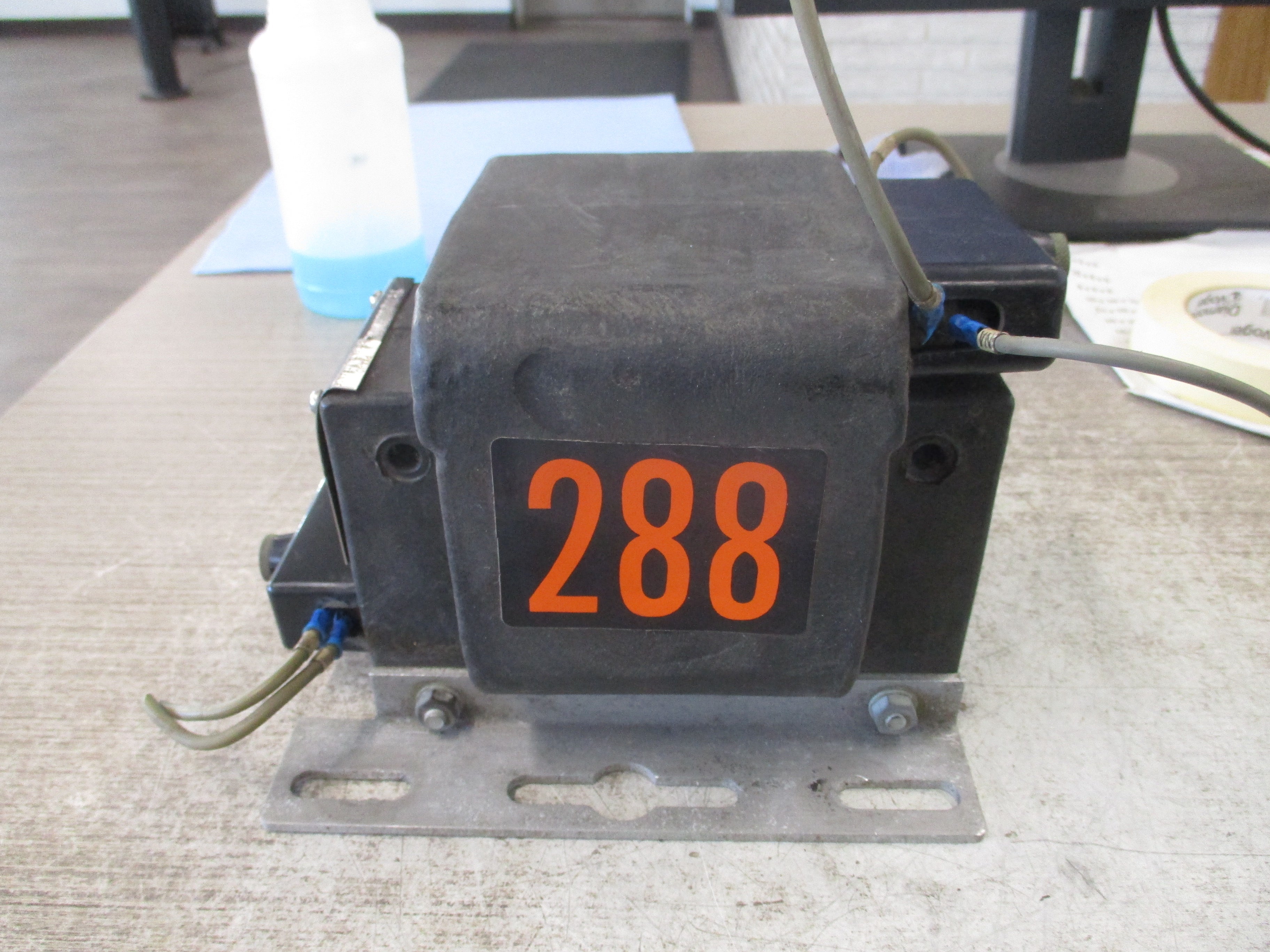 Westinghouse PXA-10 Potential Transformer 592A781G02 Pri: 500Y/288V