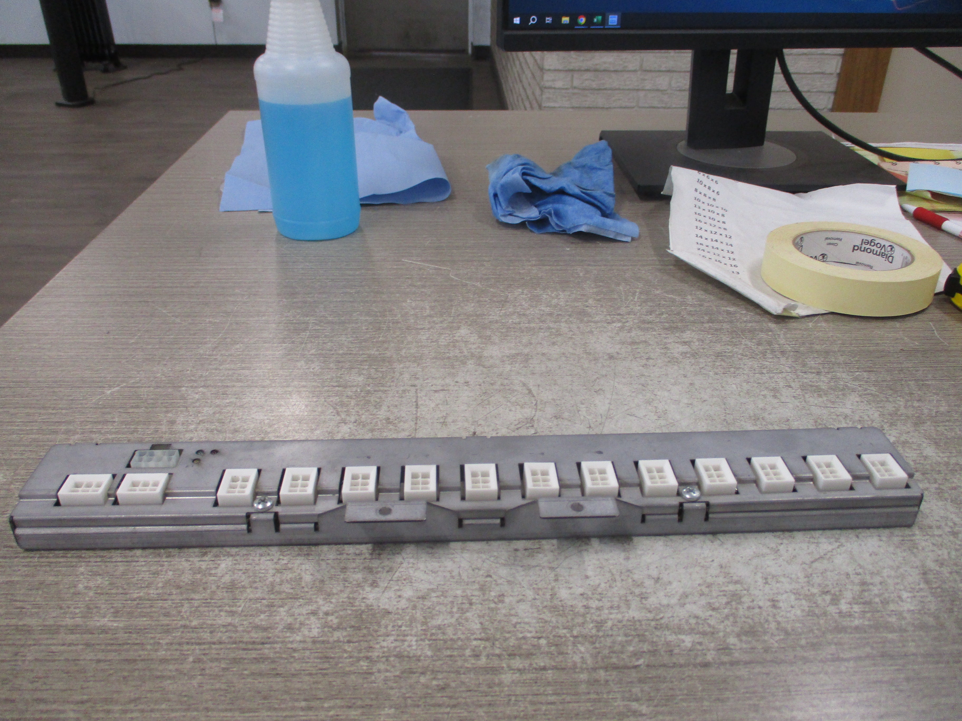 Square D Powerlink G3 Circuit Control Bus NF12SBRG3 *No Mounting Screws* Used