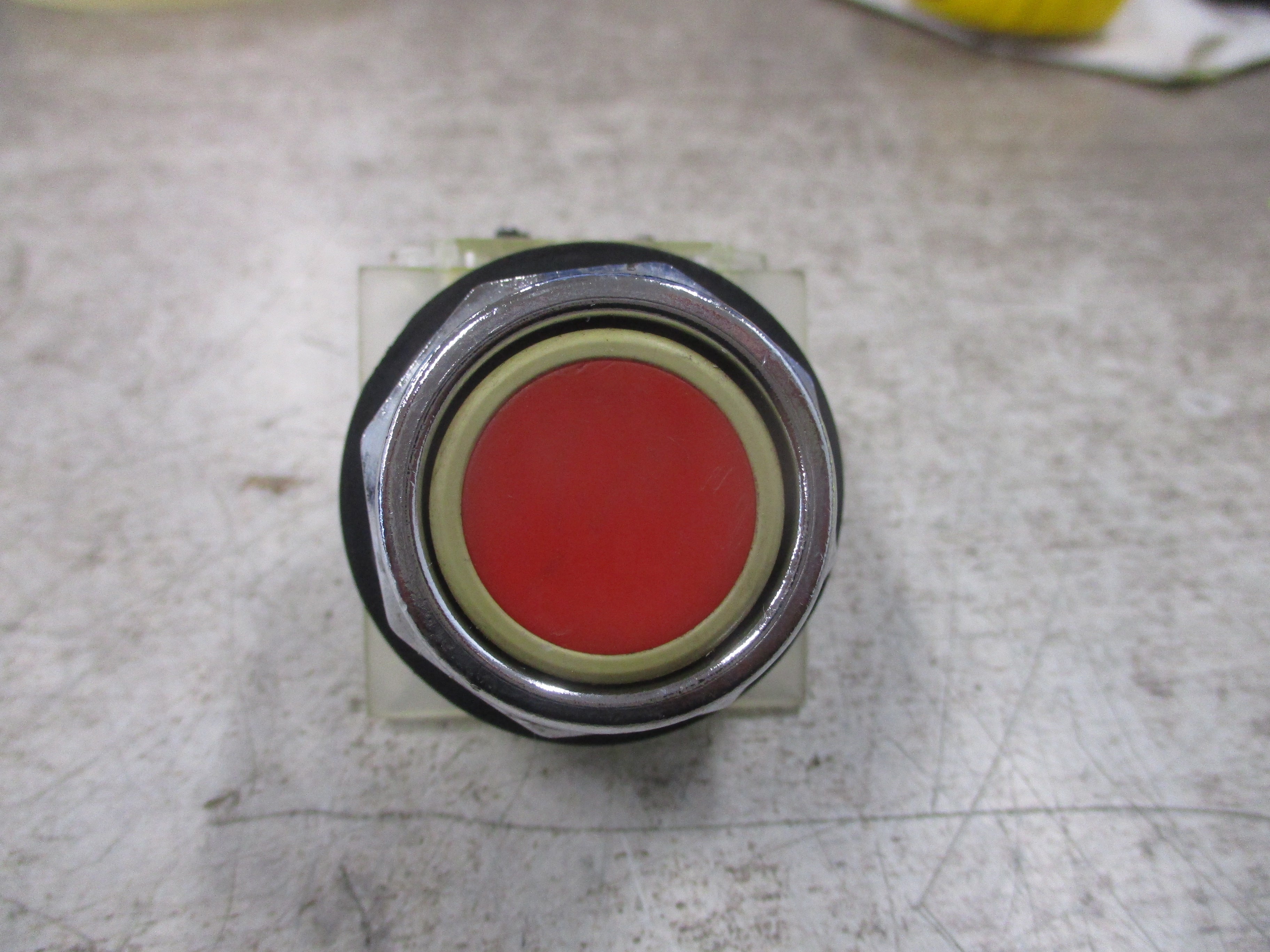 Square D Push Button 9001 KA1 Ser. K Red Used