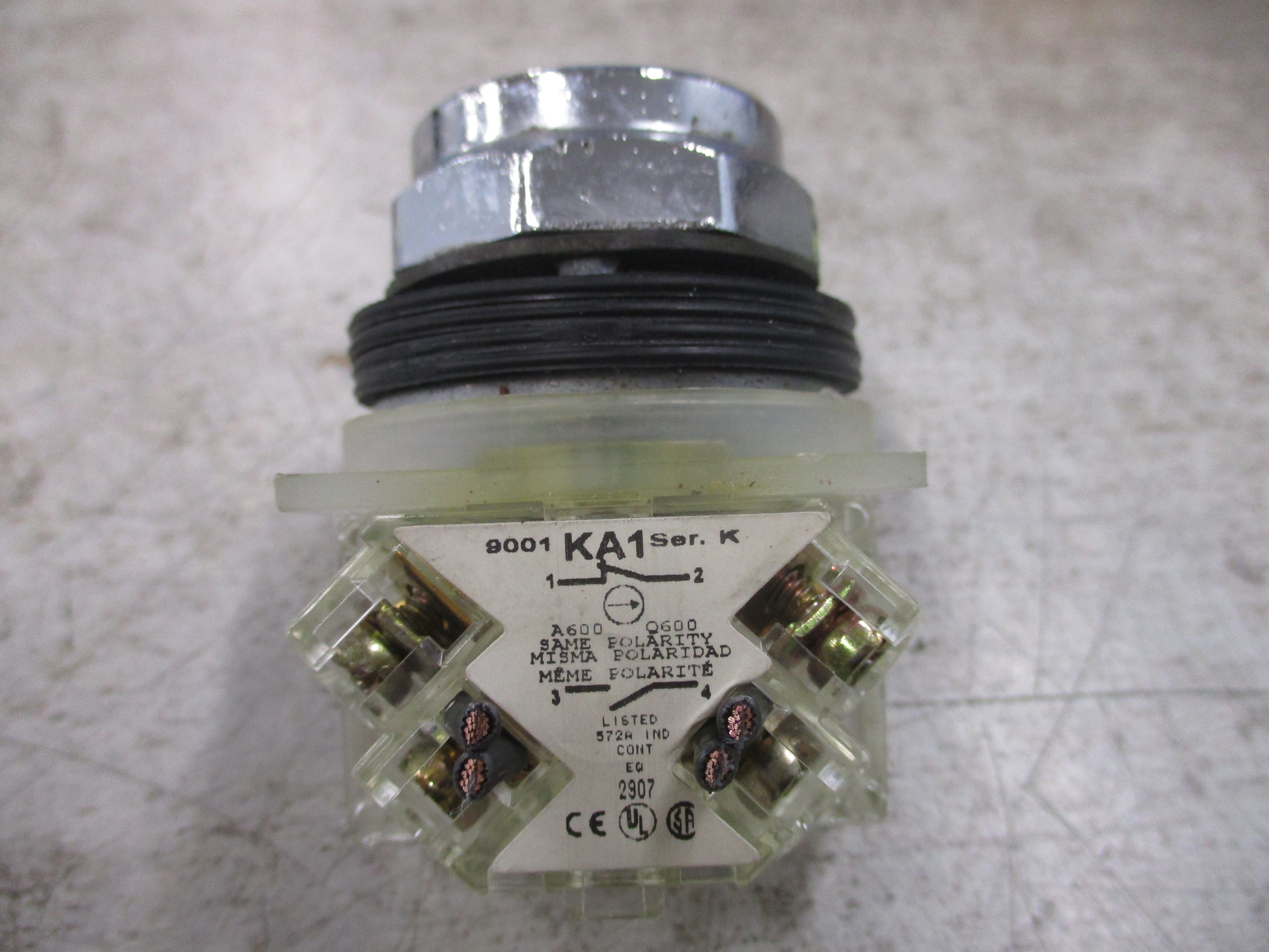 Square D Push Button 9001 KA1 Ser. K Red Used