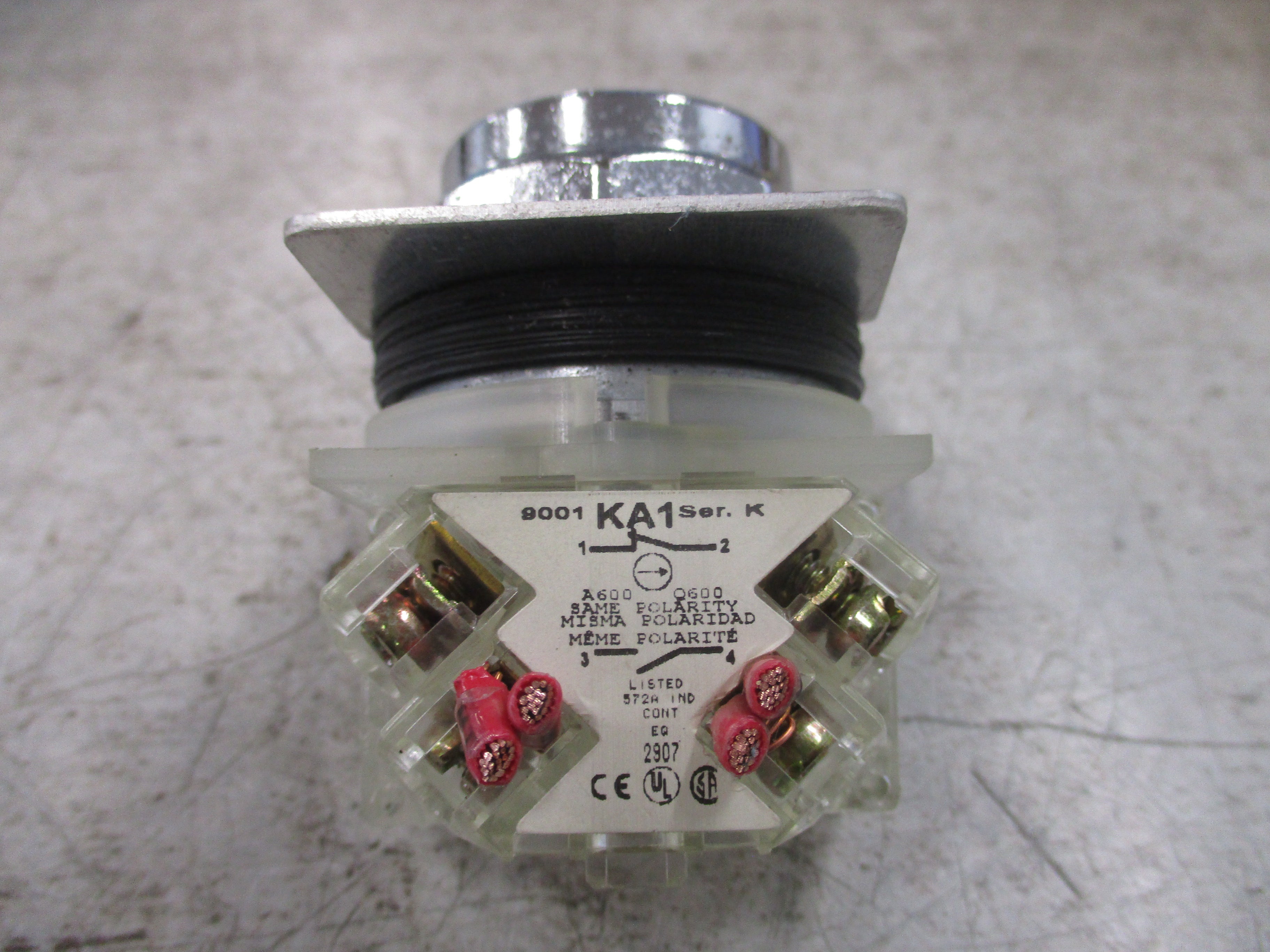 Square D Push Button 9001 KA1 Ser. K Red Used