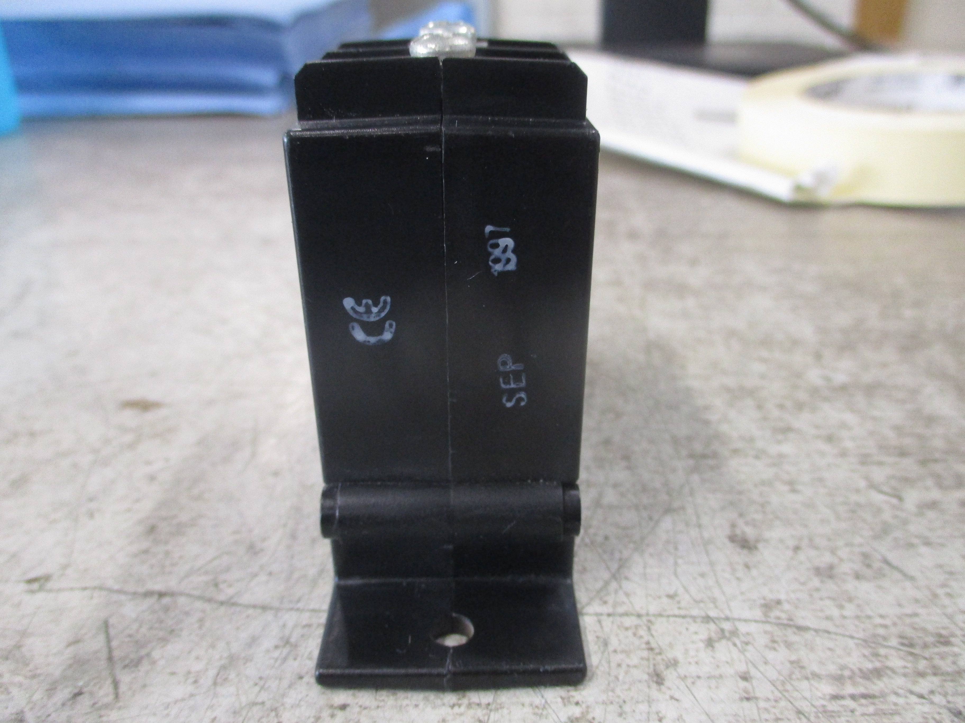 NK AC Current Sensor SA200-2 40VDC Max Output: 4-20mA Used