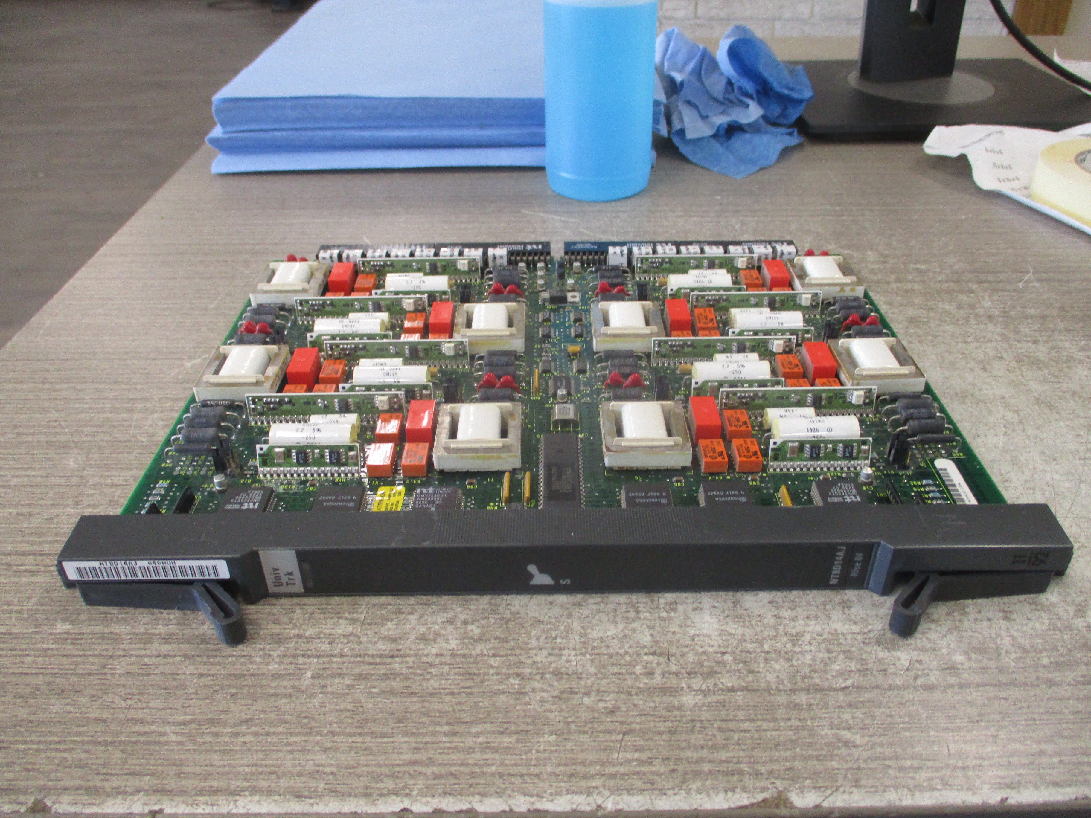 Nortel Meridian Universal Trunk Card NT8D14AJ Rlse 04 Used
