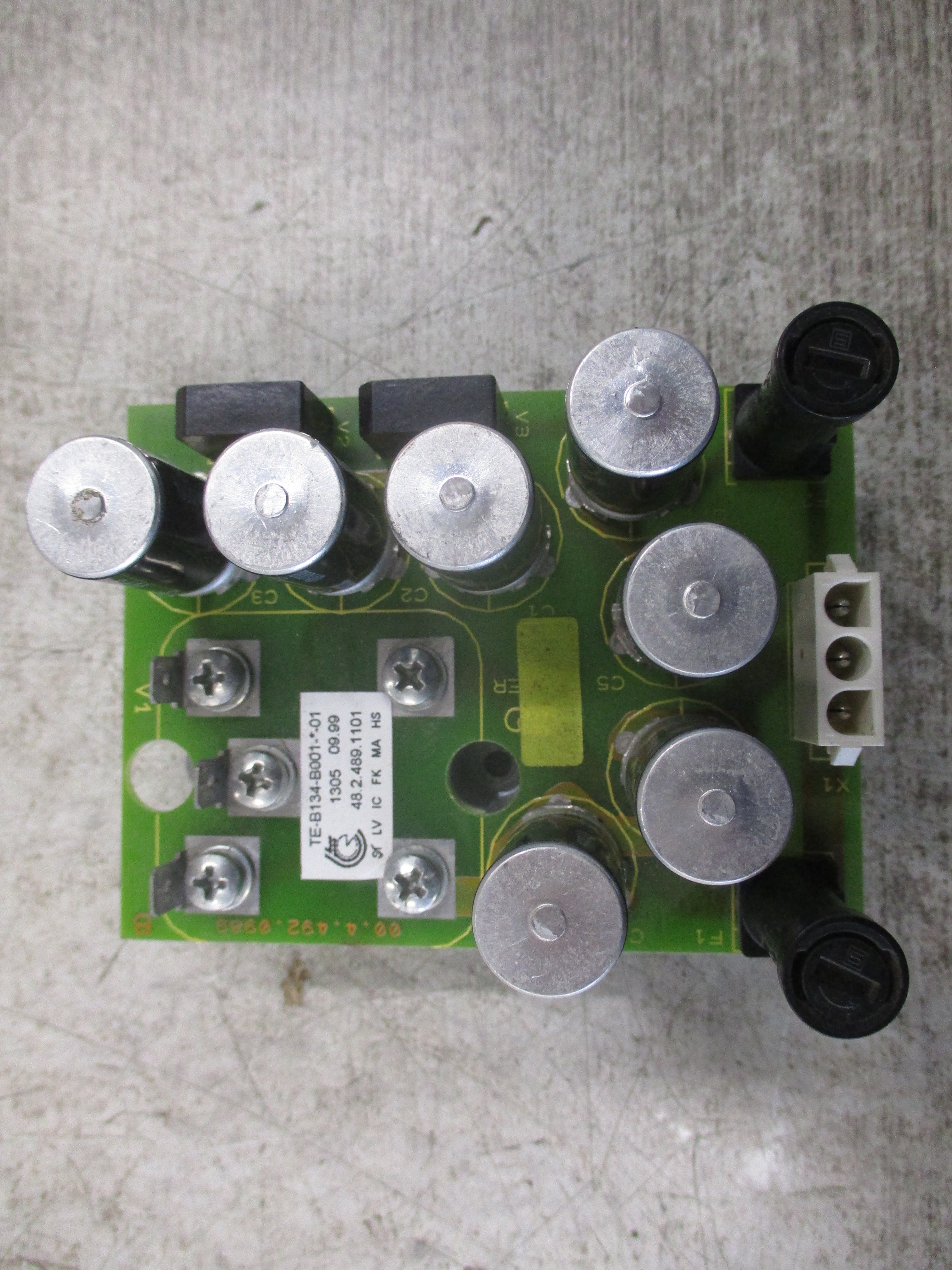 Pillar Capacitor TE-B134-B001-*-01 Used