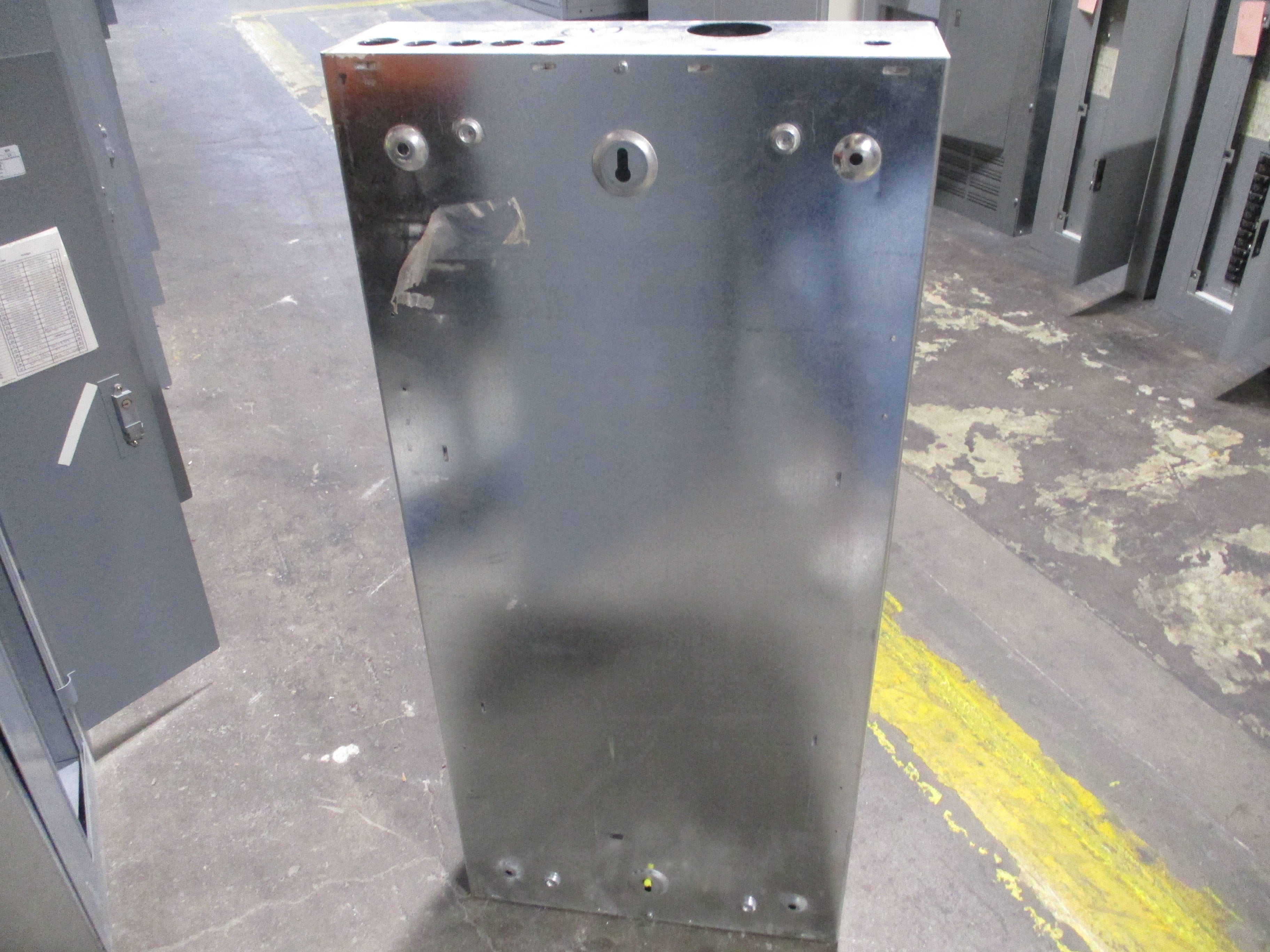 Square D Main Breaker Circuit Breaker Panel 12219851720080001 125A Main 125A Max