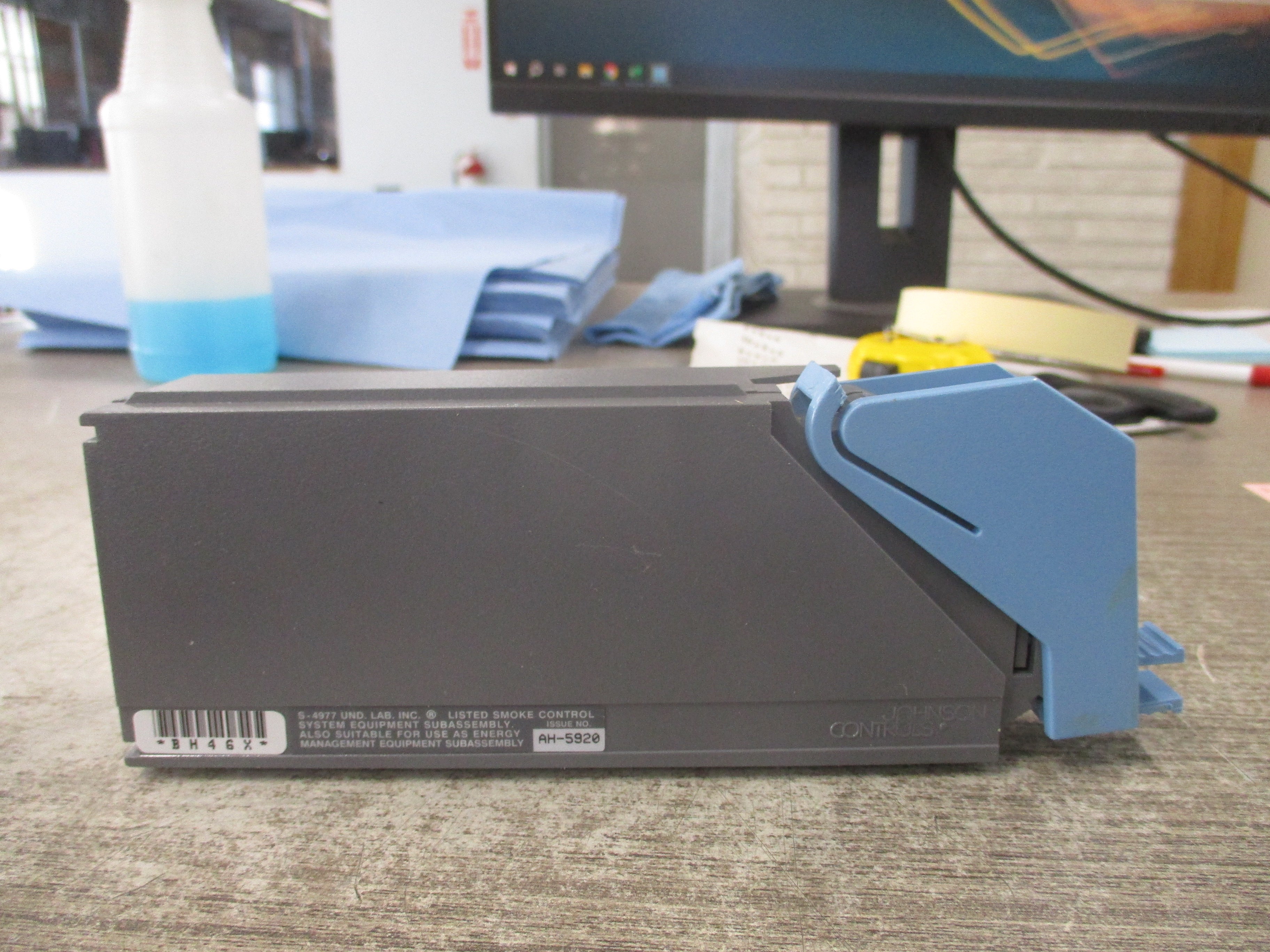 Johnson Controls Metasys Automatic Output Function Module FM-OAP103-0 1-19 PSIG