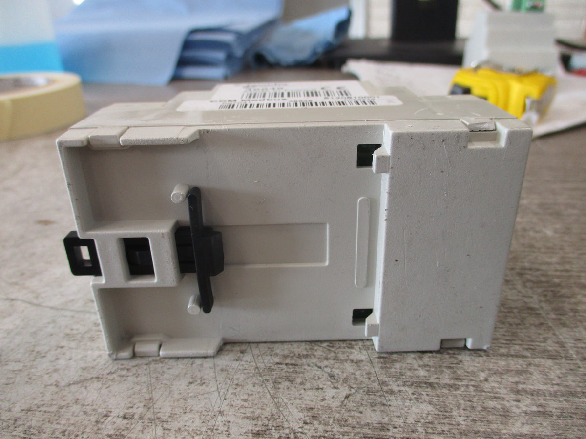Square D CCM Modbus Module S48377 *(1) Broken Clip* Used