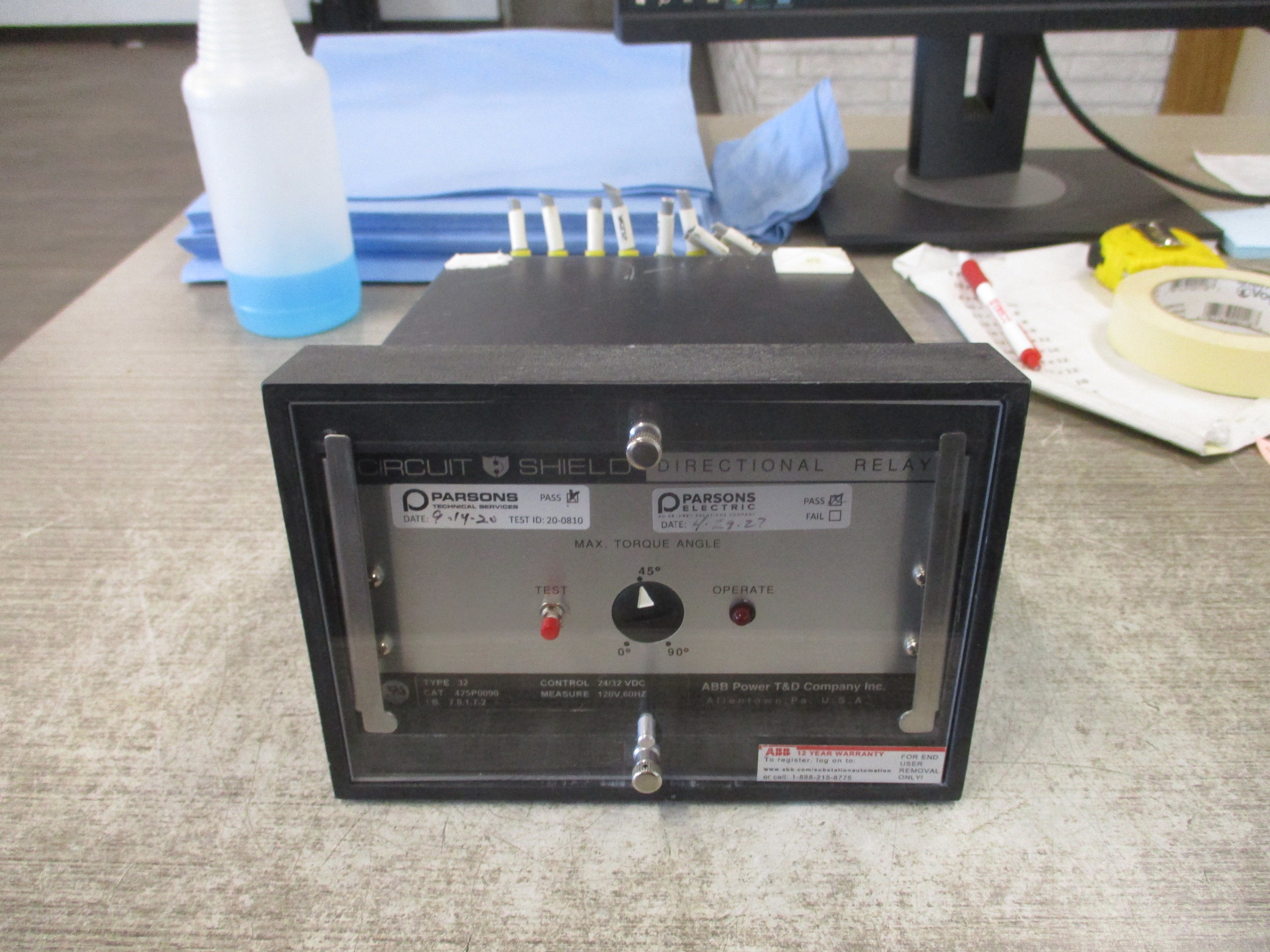 ABB Circuit Shield Directional Relay 425P0090 Control: 24/32VDC Measure: 120VAC
