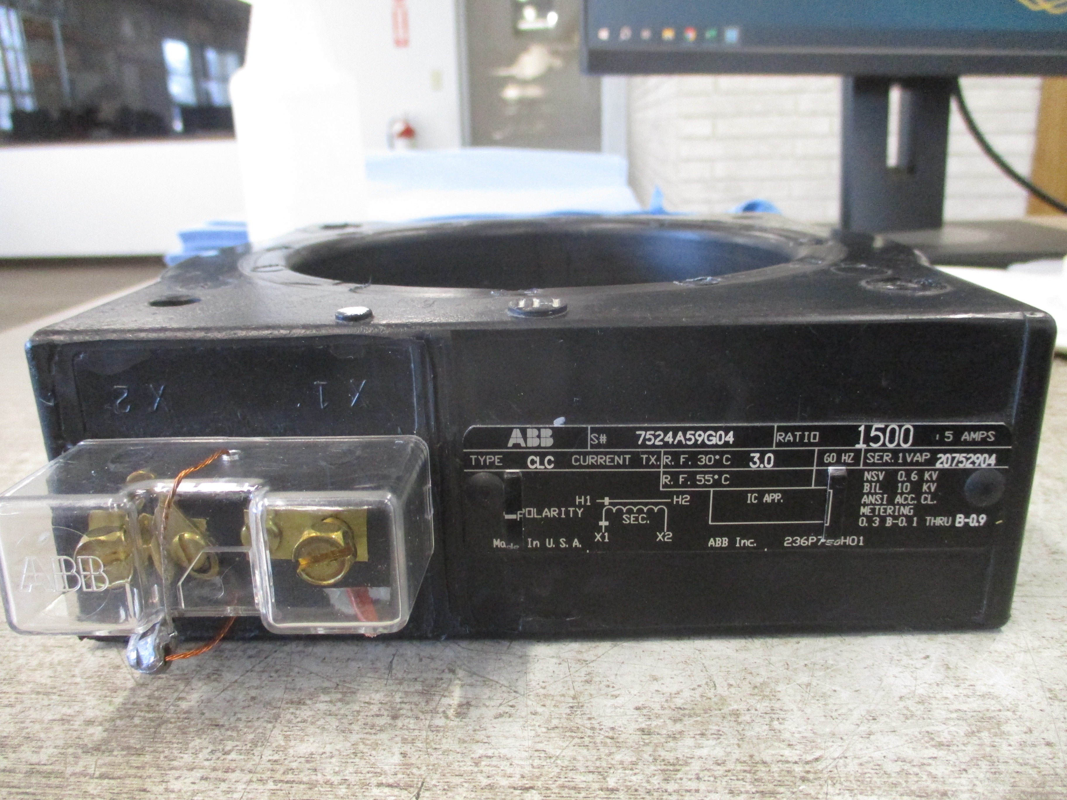 ABB Type CLC Current Transformer 7524A59G04 Ratio 1500:5A 600V 60Hz 10KV BIL