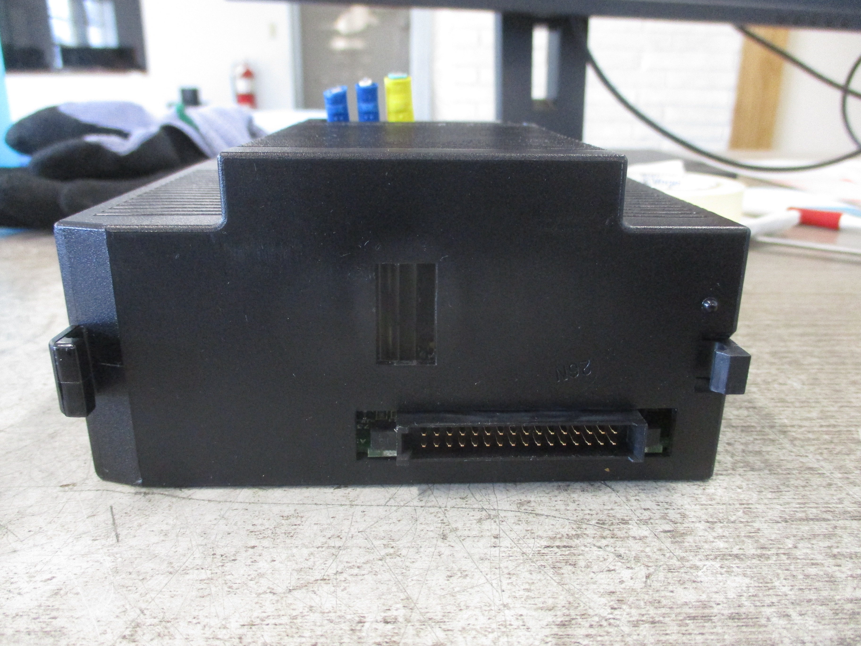 GE Fanuc Power Supply IC693PWR331D 30W 24VDC *No Port Cover* Used