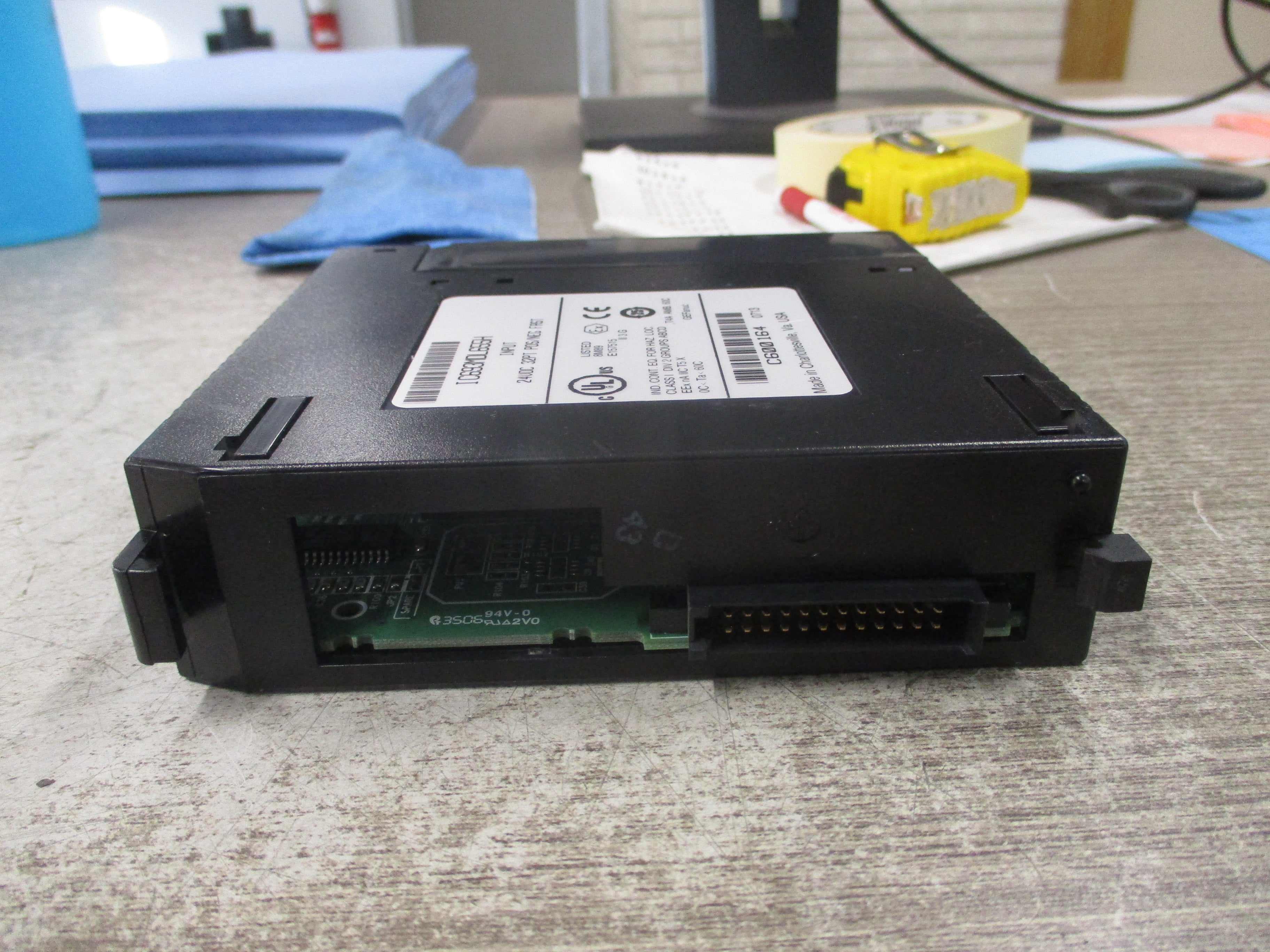 GE Fanuc Input Module IC693MDL655H 24VDC 32PT *Missing Front Top Cover* Used