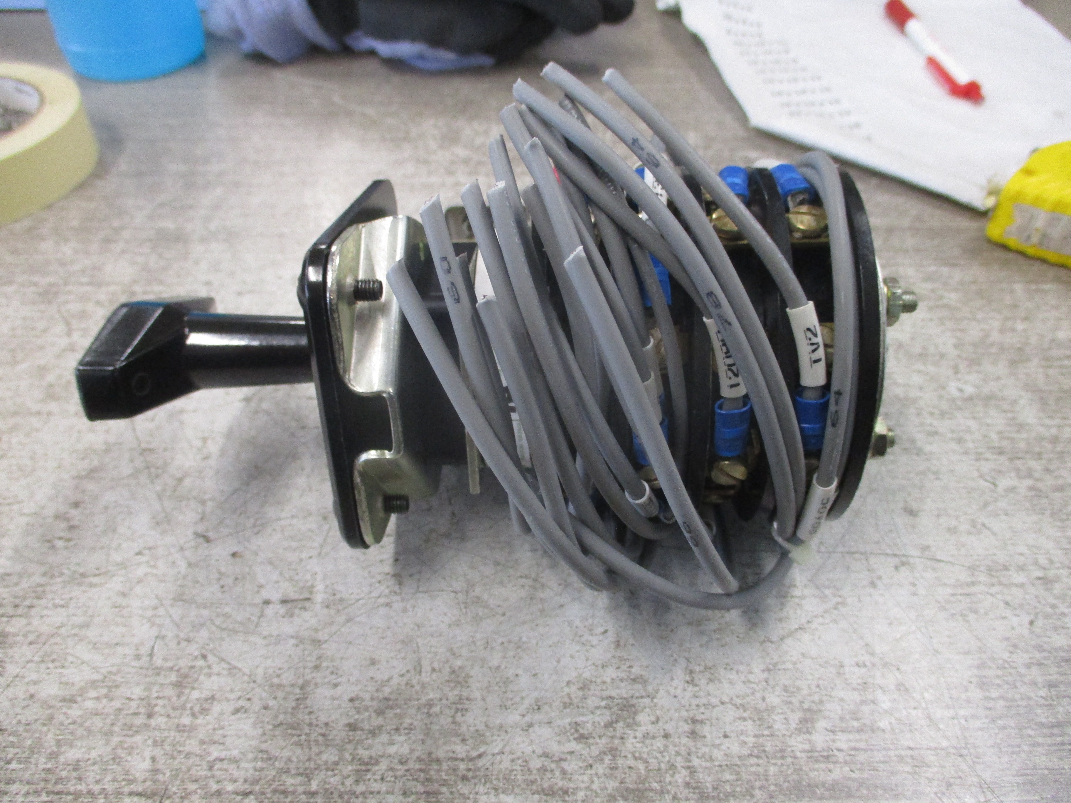 Electroswitch Series 24 Lock-Out Relay Rotary Switch 7803A 24VDC Used