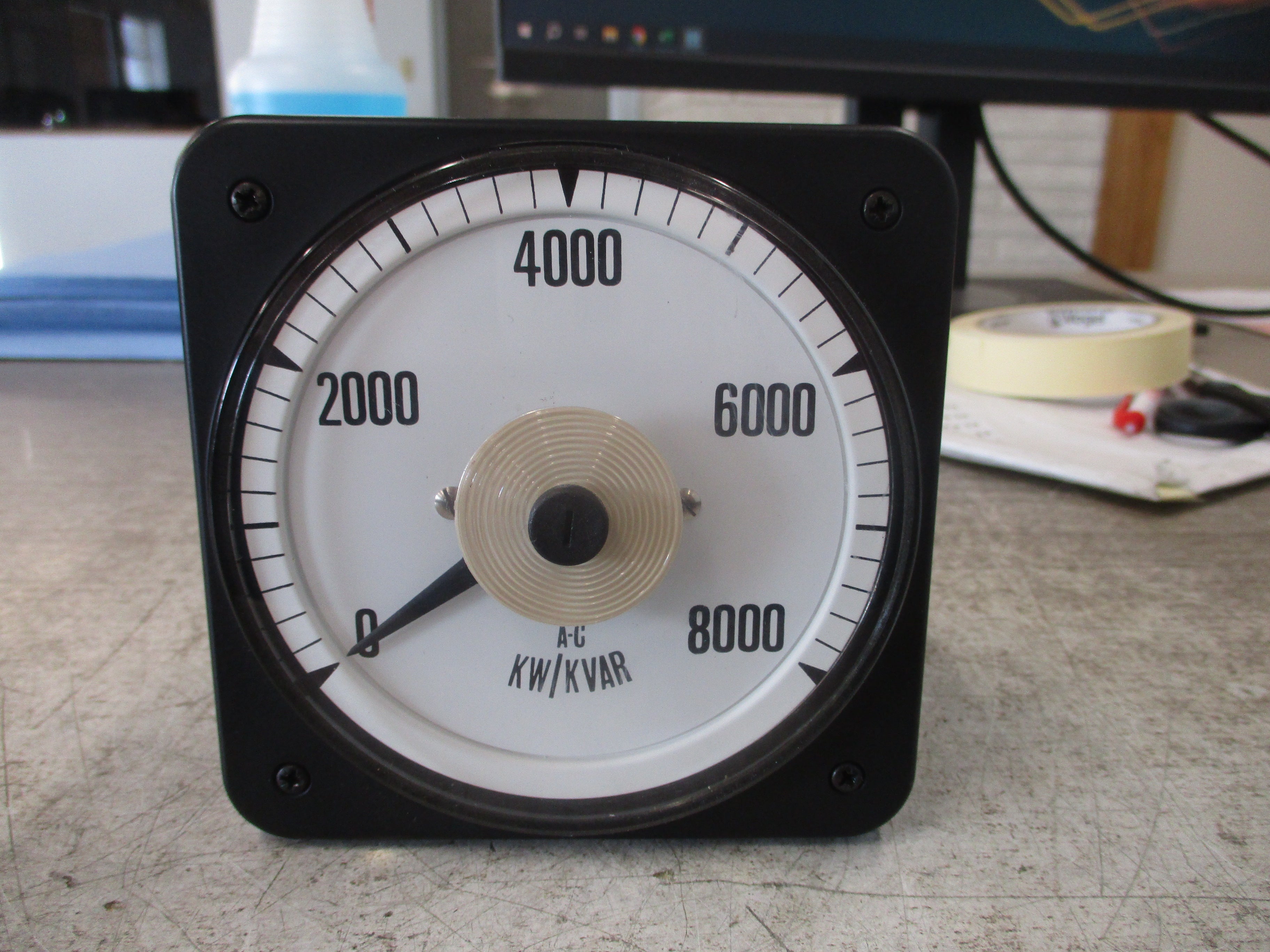 Crompton AC KW/KVAR Meter 077-05AA-Z1**-SN Range: 0-8000 KW/KVAR Used