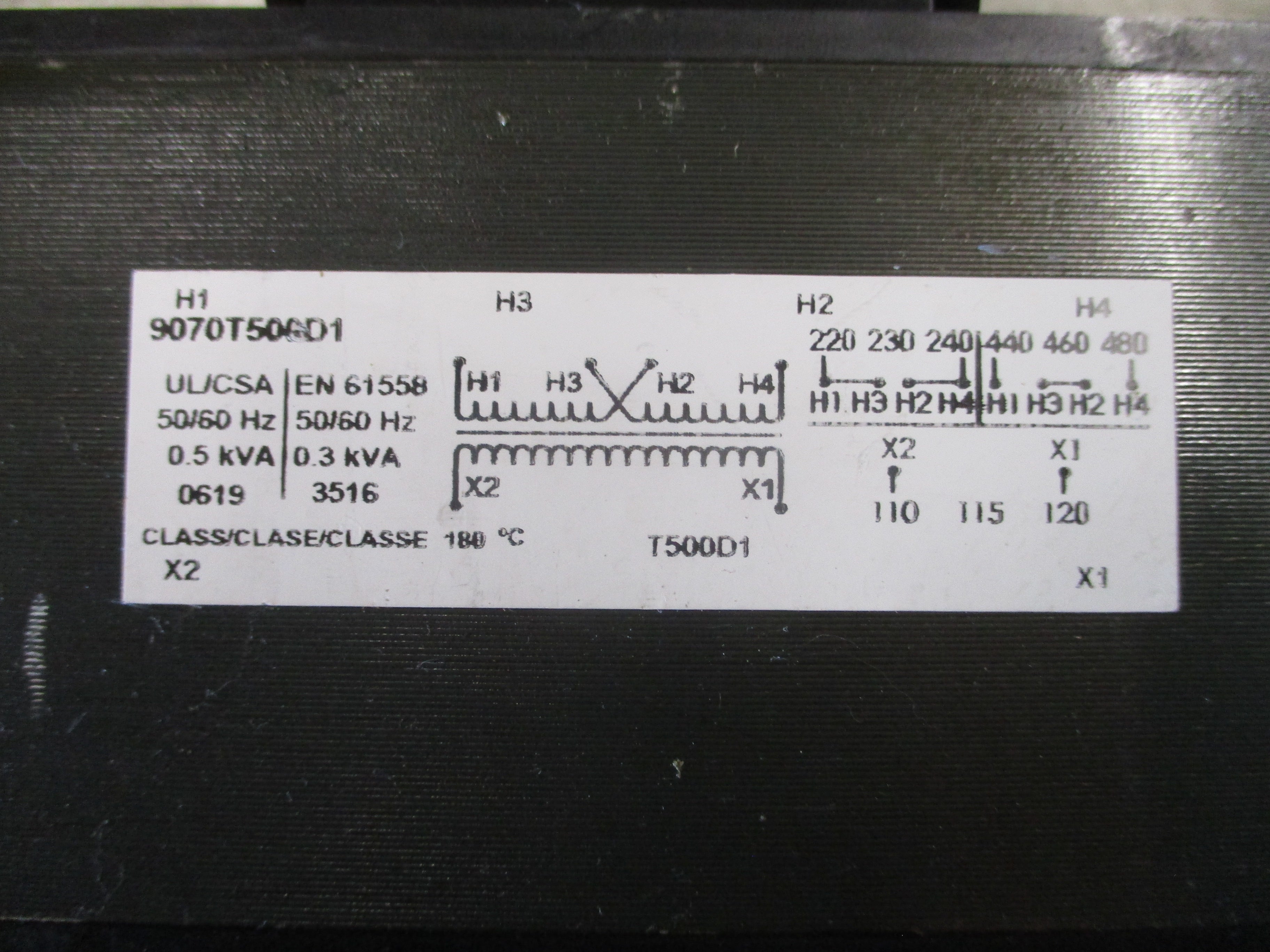 Square D Transformer 9070T500D1 .500KVA Pri: 240/480V Sec 120V Used