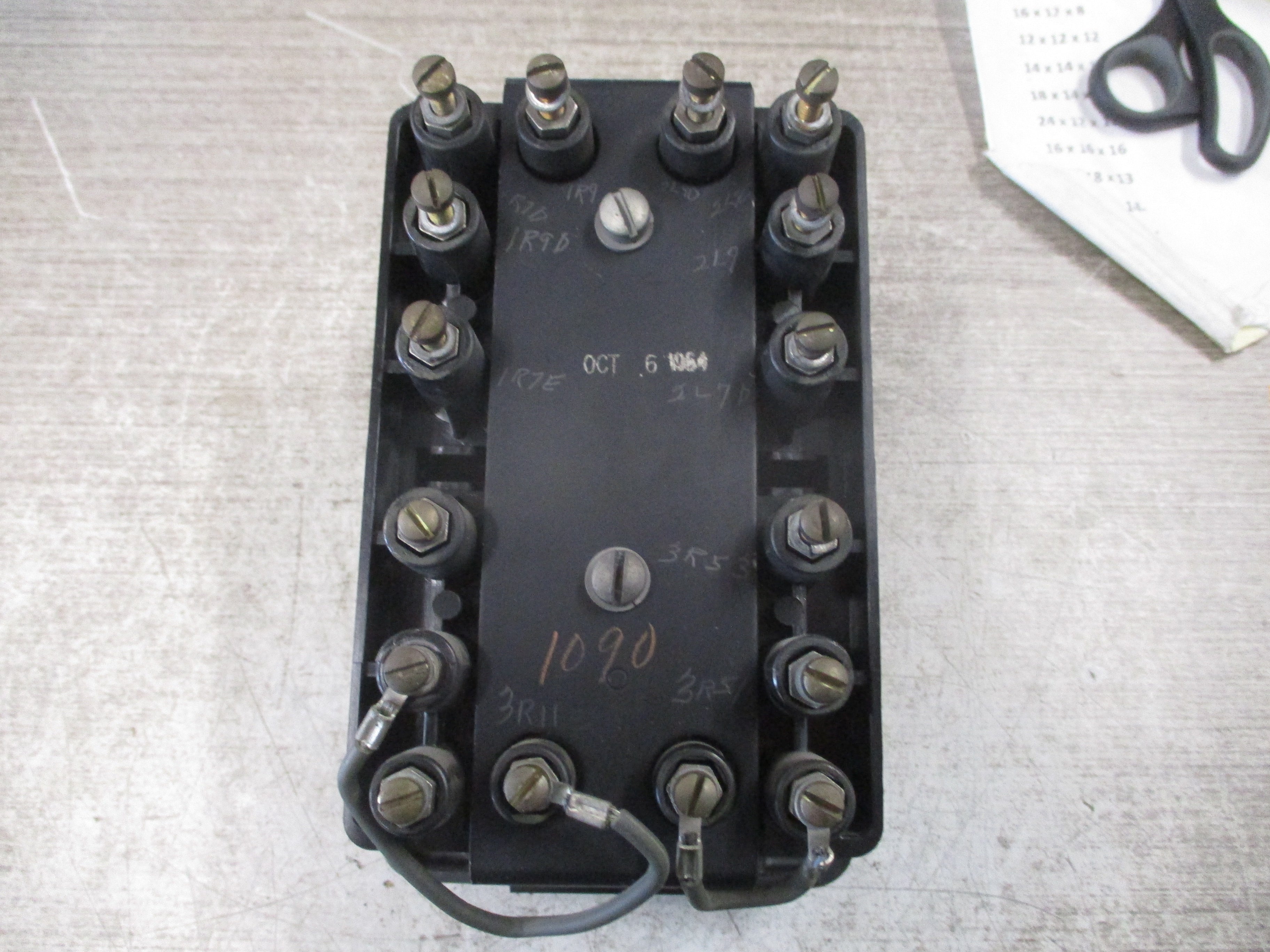 Westinghouse Type MG-6 Auxiliary Relay 289B473A26 230V 60Hz Used