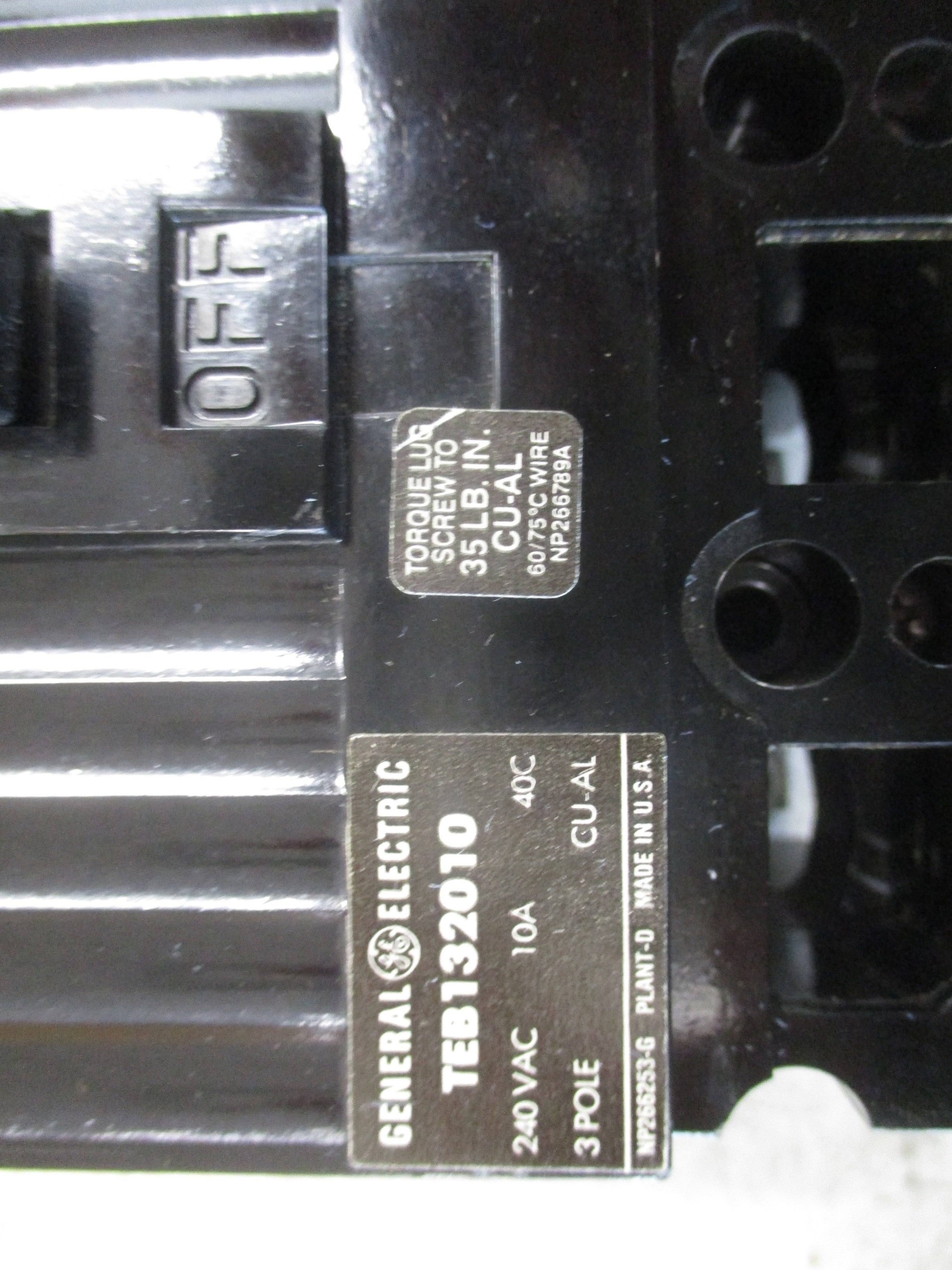 GE Circuit Breaker TEB132010WL 10A 240V 3P New Surplus