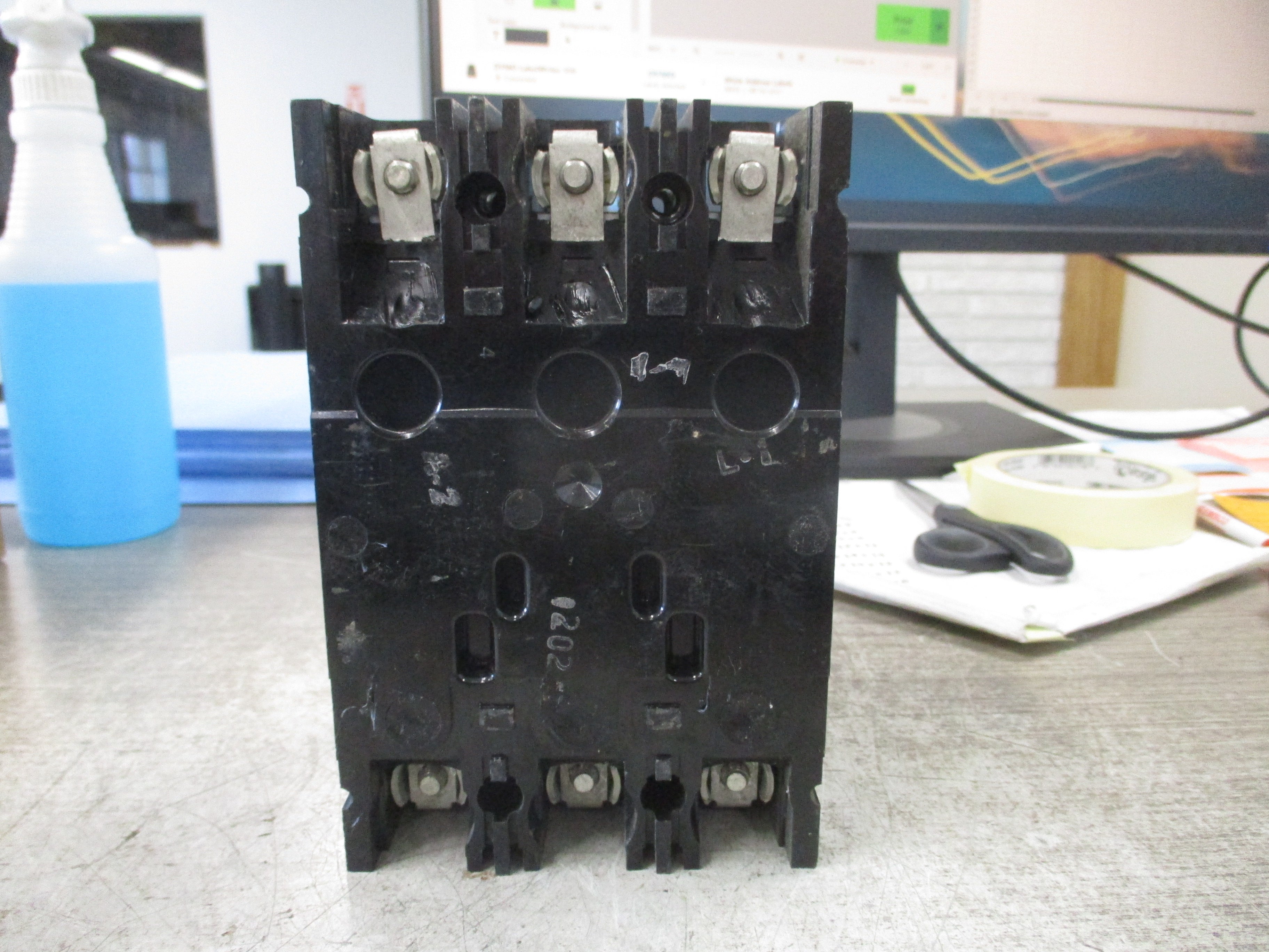 GE Circuit Breaker TEB132010WL 10A 240V 3P New Surplus