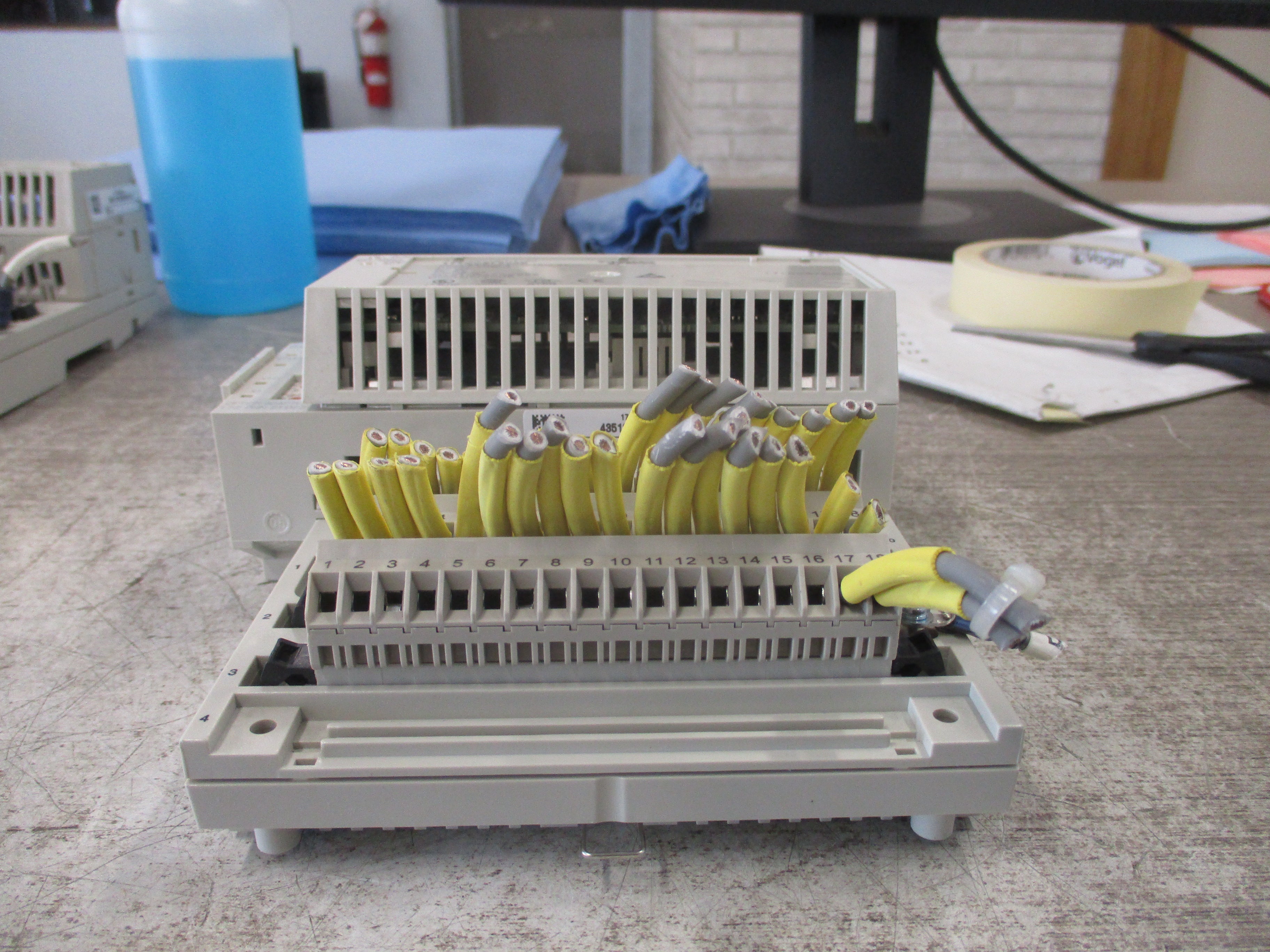 Schneider Electric TSX Momentum Processor Adapter 171CCS76000 256K