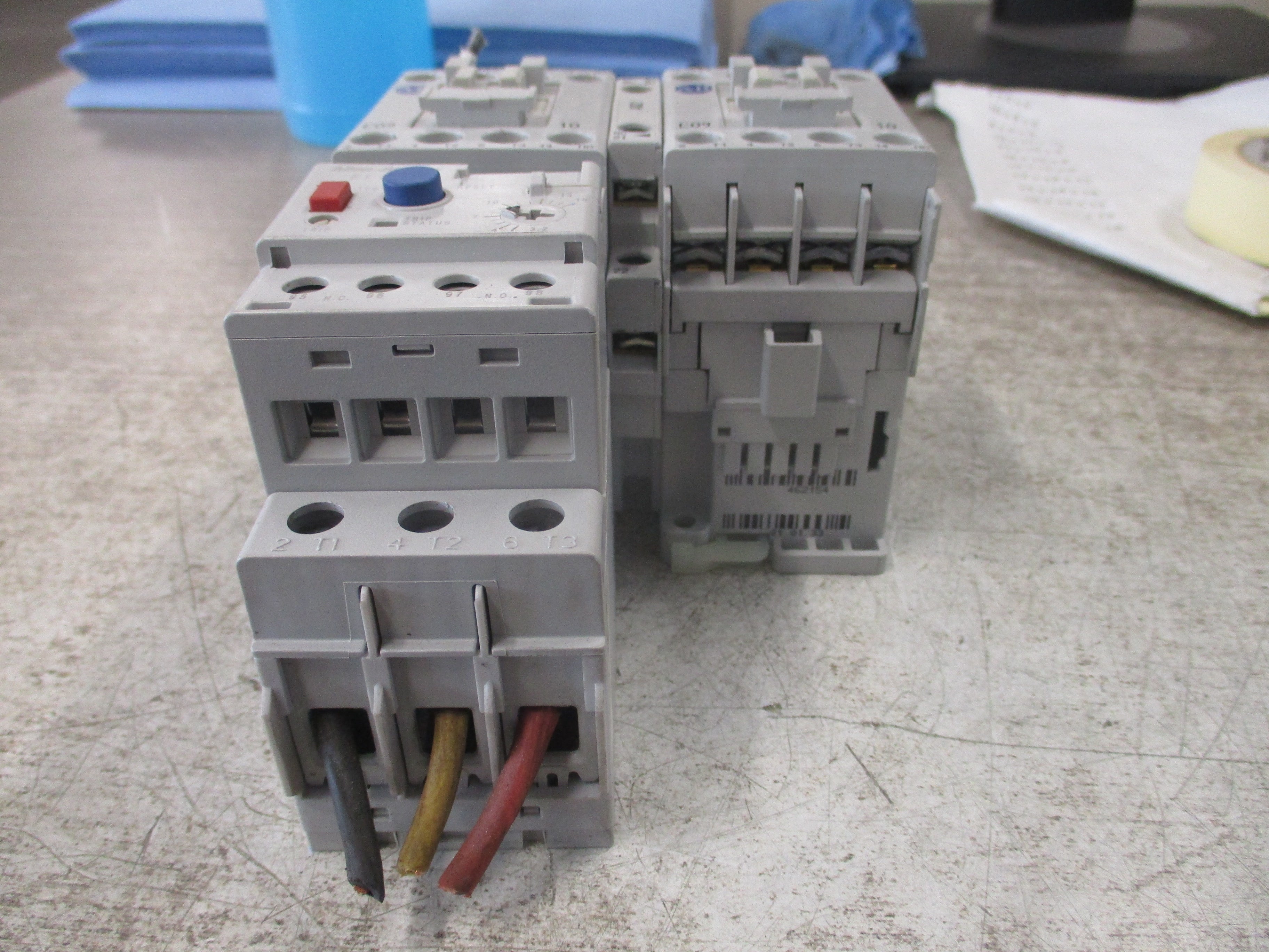 Allen-Bradley Reversing Starter 104-C09D22 Ser. B 120V Coil Trip: 3.2-16A Used