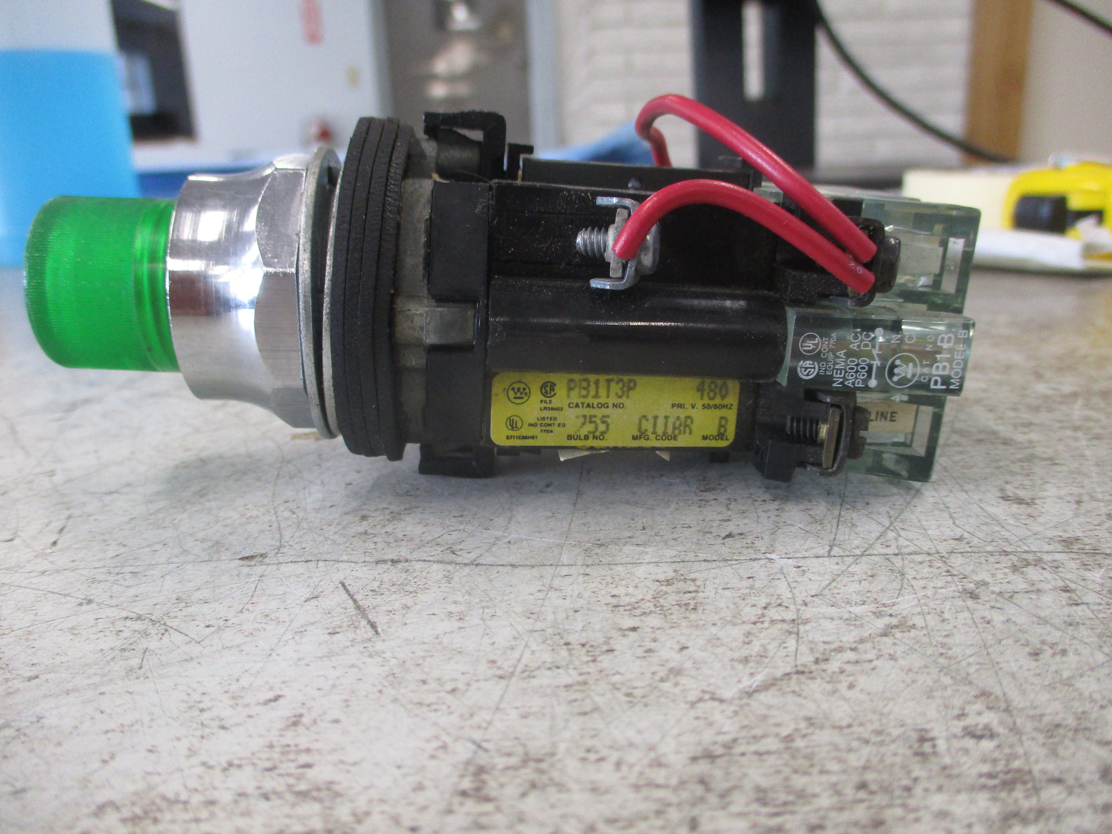 Westinghouse Illuminated Push Button PB1T3P 48V 50/60Hz Green Used