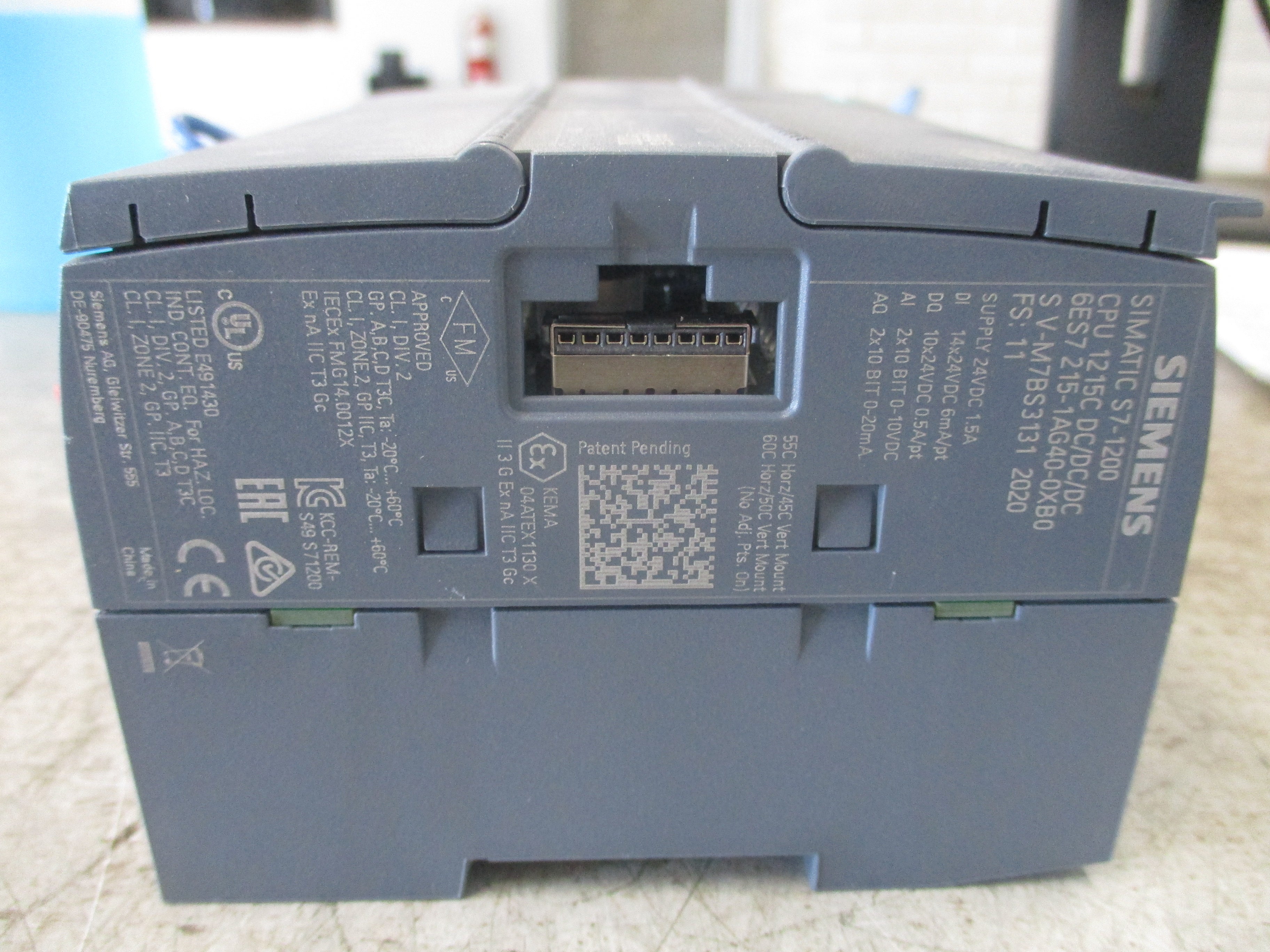 Siemens Simatic S7-1200 CPU Module 6ES7 215-1AG40-0XB0 1215C DC/DC/DC FS: 11 24VDC Used