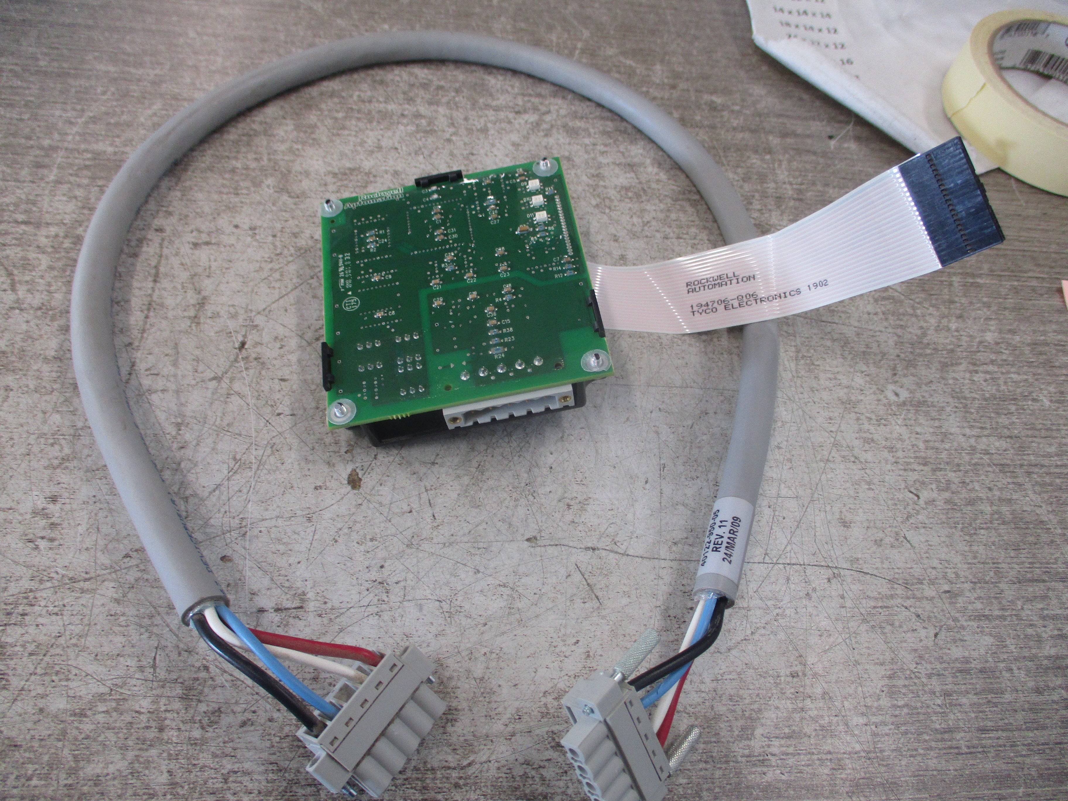Allen-Bradley PowerFlex DeviceNet Adapter 20-COMM-D Ser. B FRN: V 2.001 W/Cable