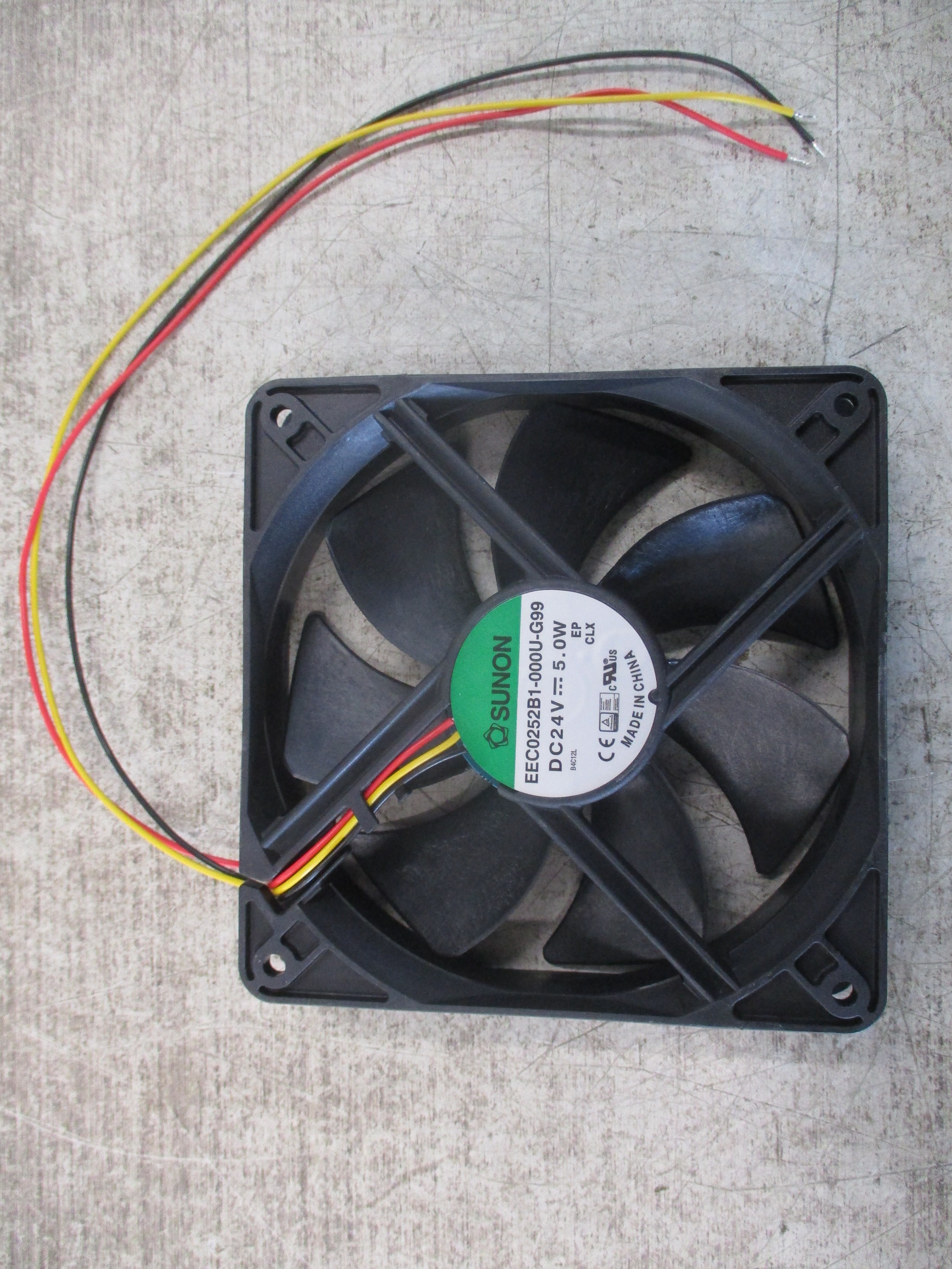 Sunon Axial Fan EEC0252B1-000U-G99 24VDC 5.0W Used