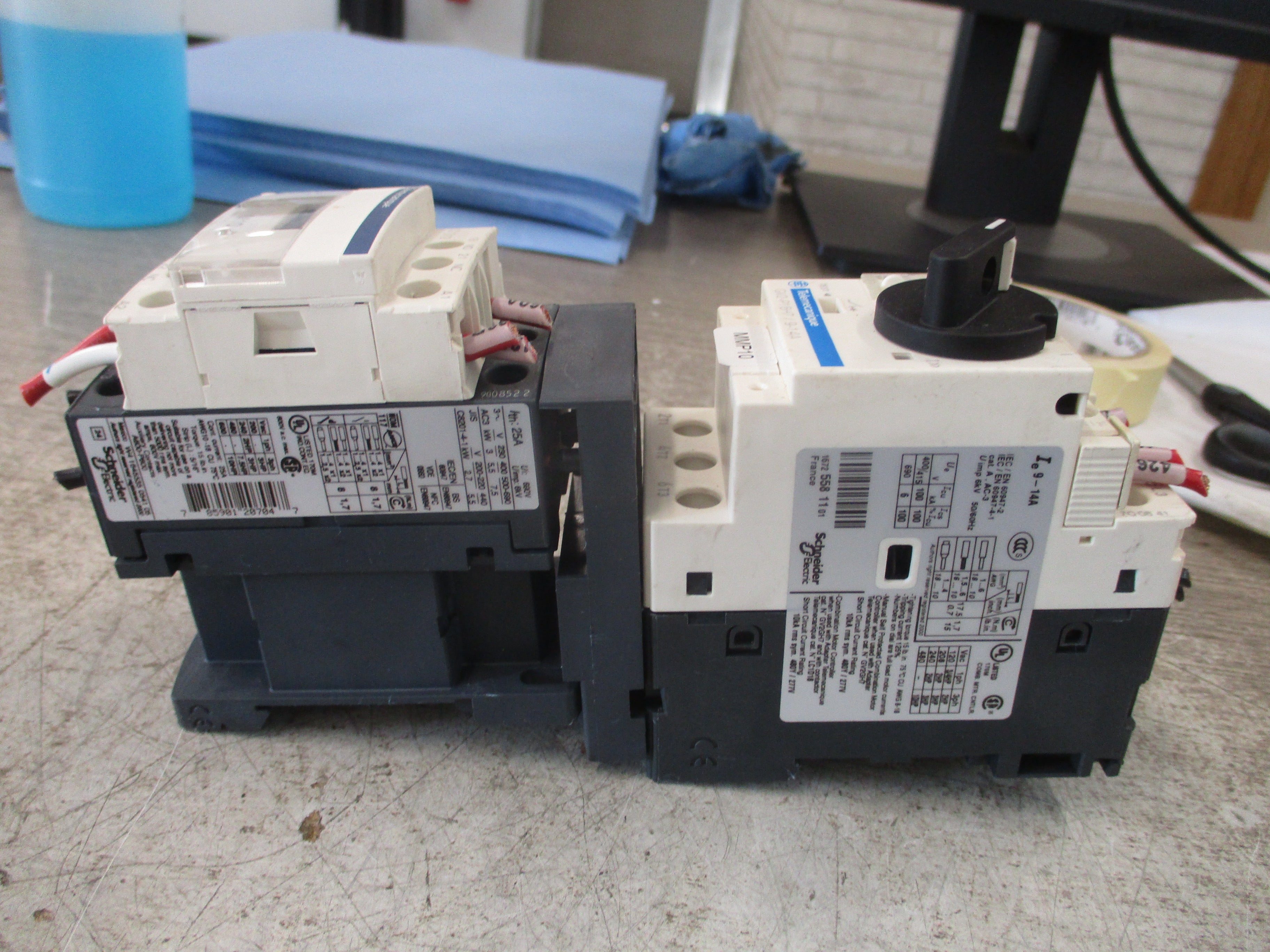 Telemecanique Starter LC1 D12/GV2-P16H7 120V Coil Trip: 9-14A Used